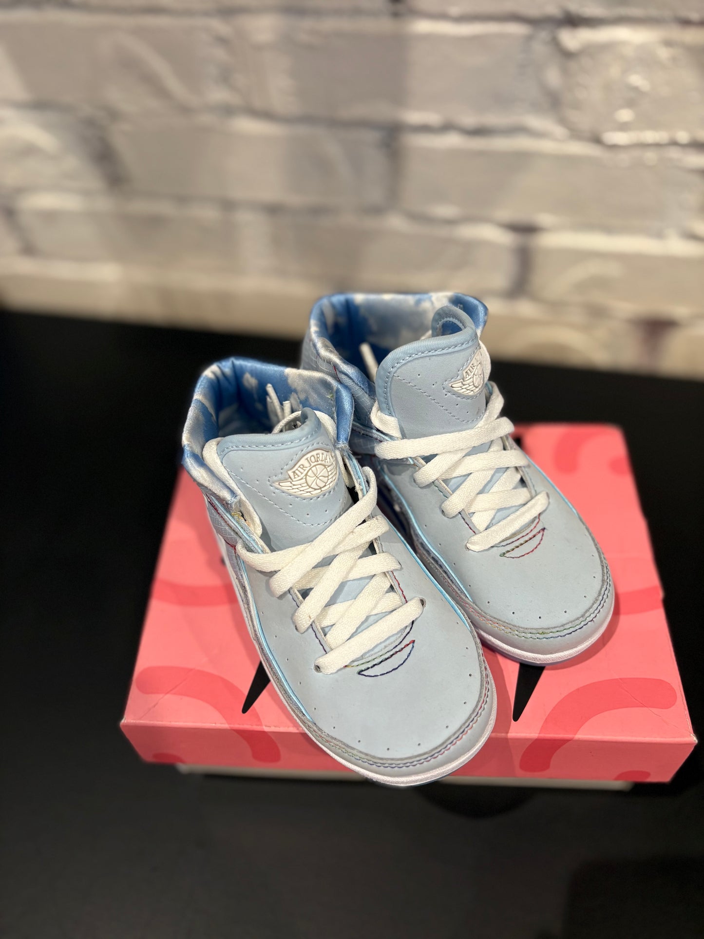 Jordan 2 Retro J Balvin DS OG Size 9c