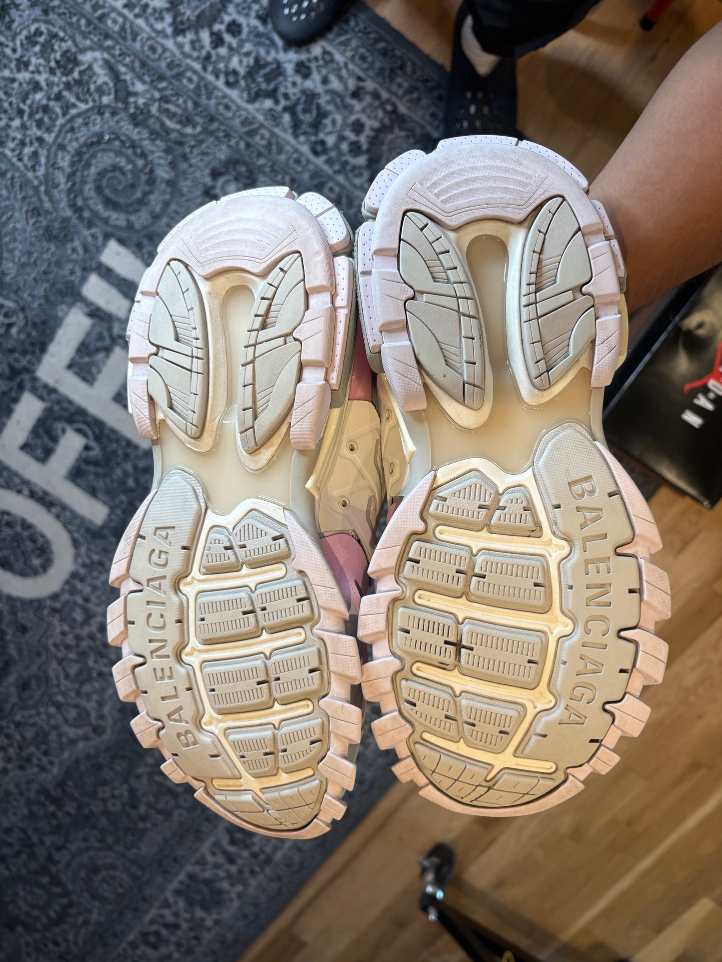 Balenciaga Track “Beige Pink Grey”  NB CLEAN SIZE 12 (45EU)