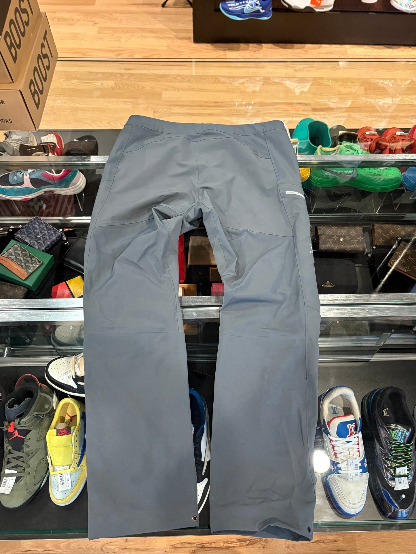 Arcteryx Gray Pants Size XL
