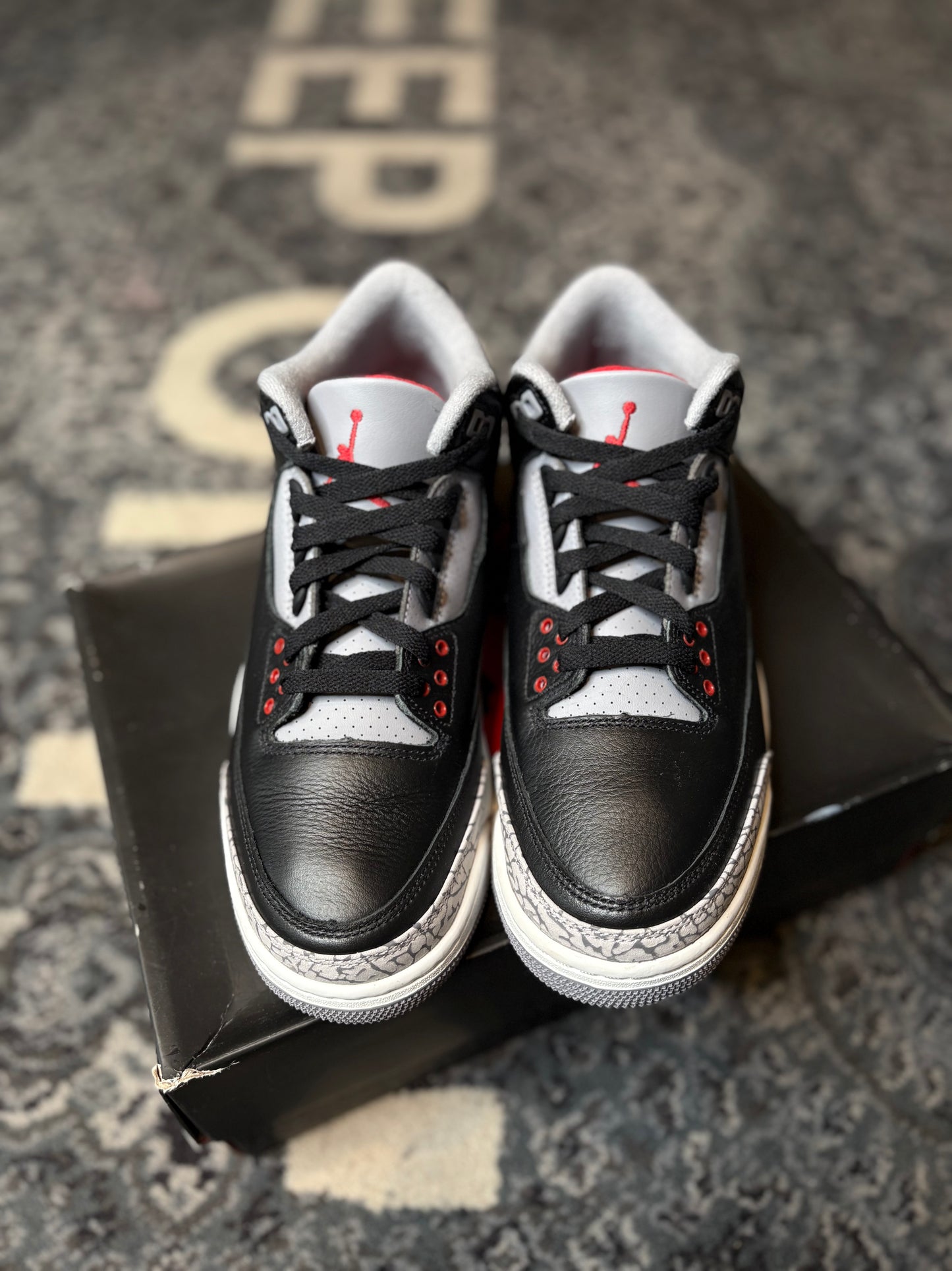 Jordan 3 Retro “Black Cement” CLEAN OG SIZE 9