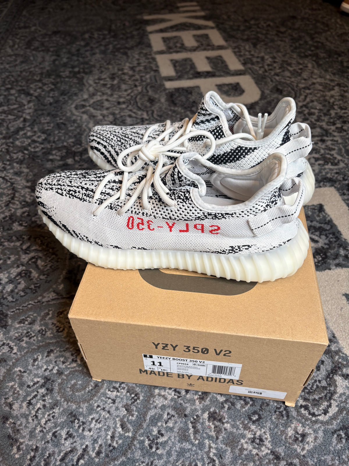 Yeezy 350 V2 “Zebra” Vnds Og Size 11