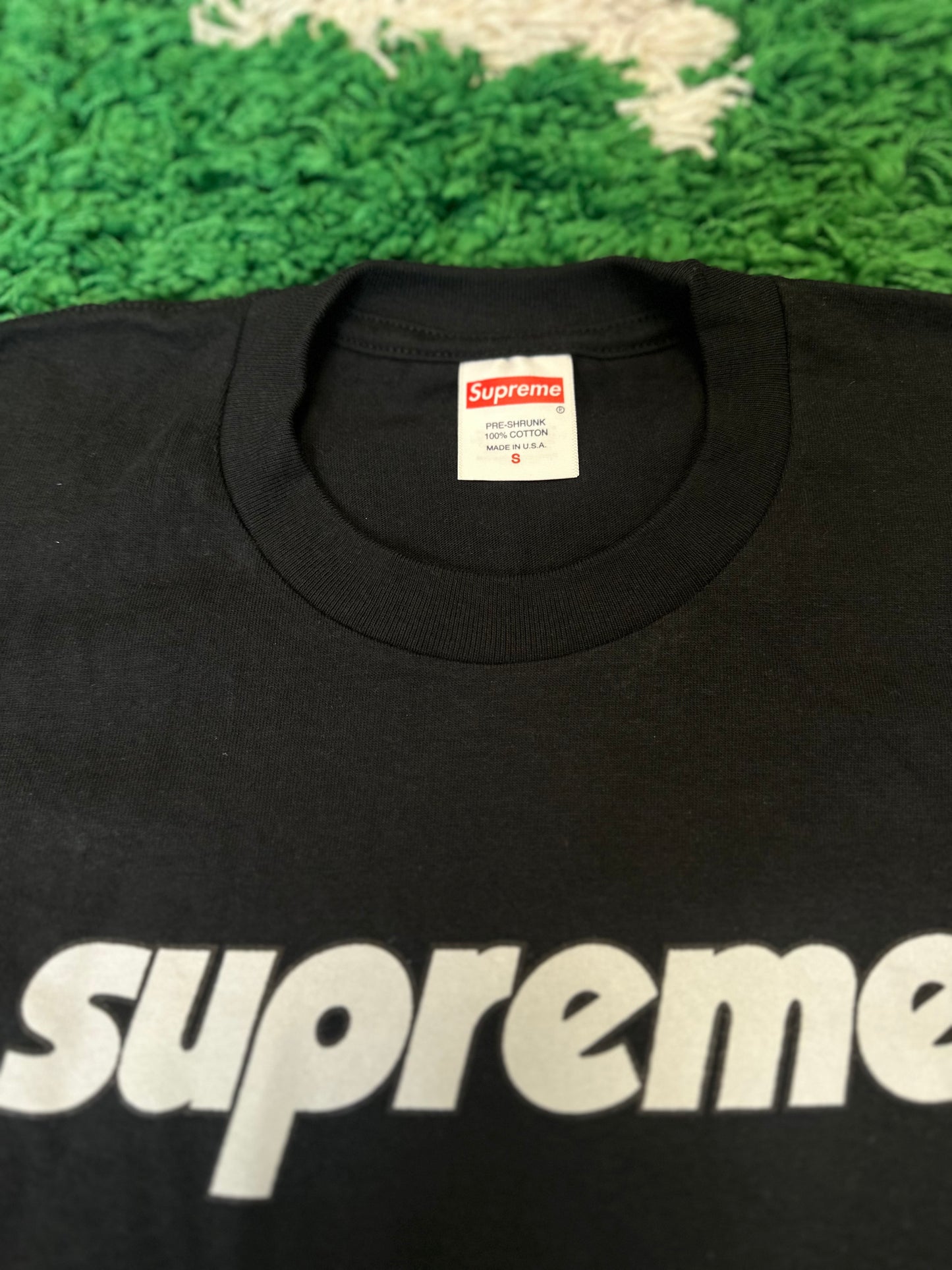 Supreme Black/White Logo Tee DS Size Small