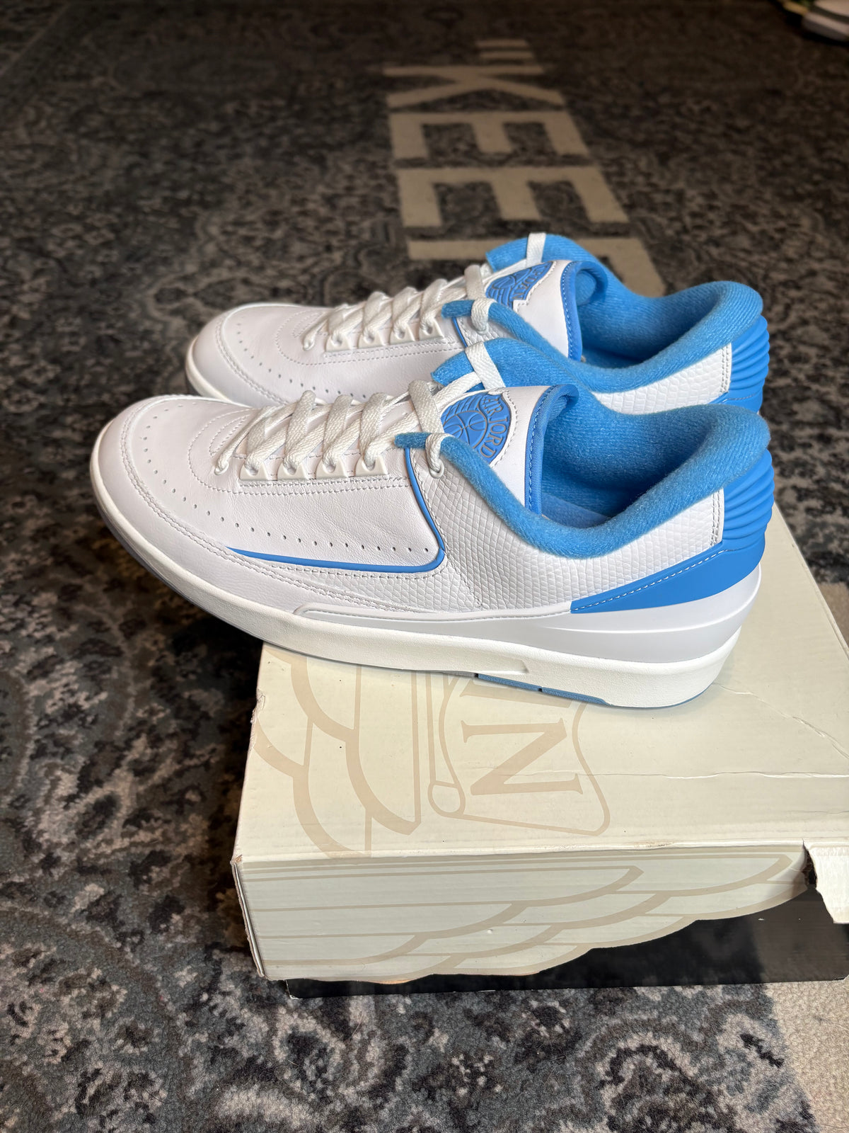Jordan 2 Low Retro “Unc” Clean Rb Size 10.5
