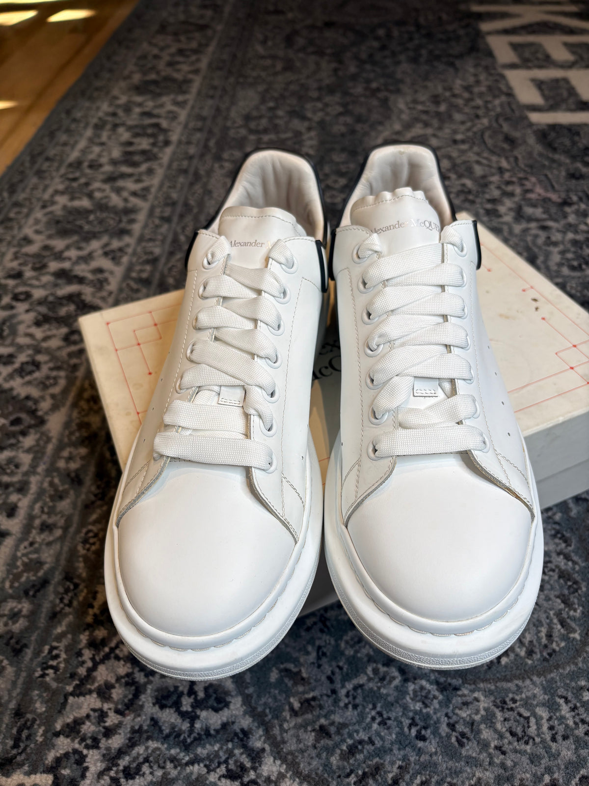 Alexander McQueen Oversized “White Black Trim” Clean Og Size 12(45 EU)
