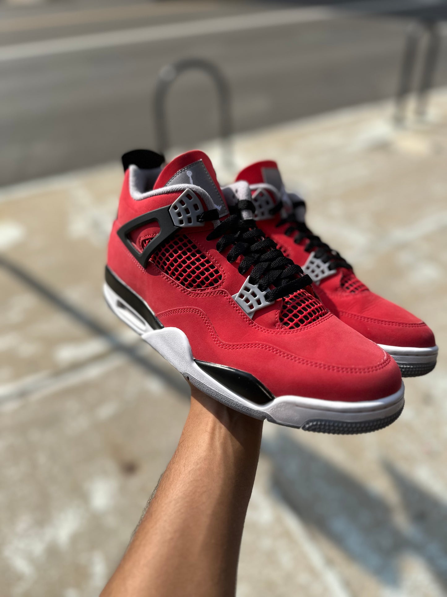 Jordan 4 Retro “Toro” Clean Og Size 11