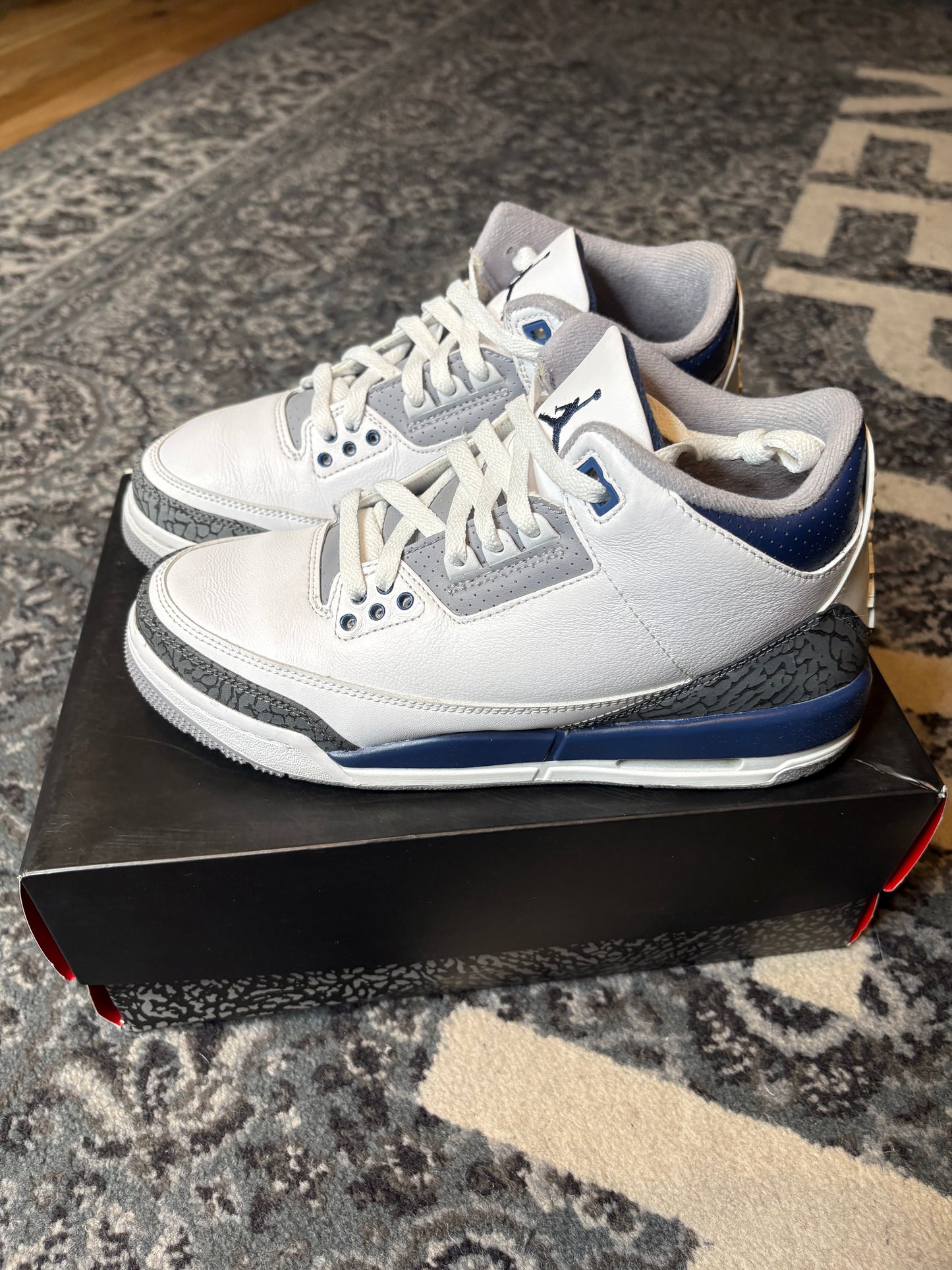 Jordan 3 Retro “Midnight Navy” CLEAN OG SIZE 7Y