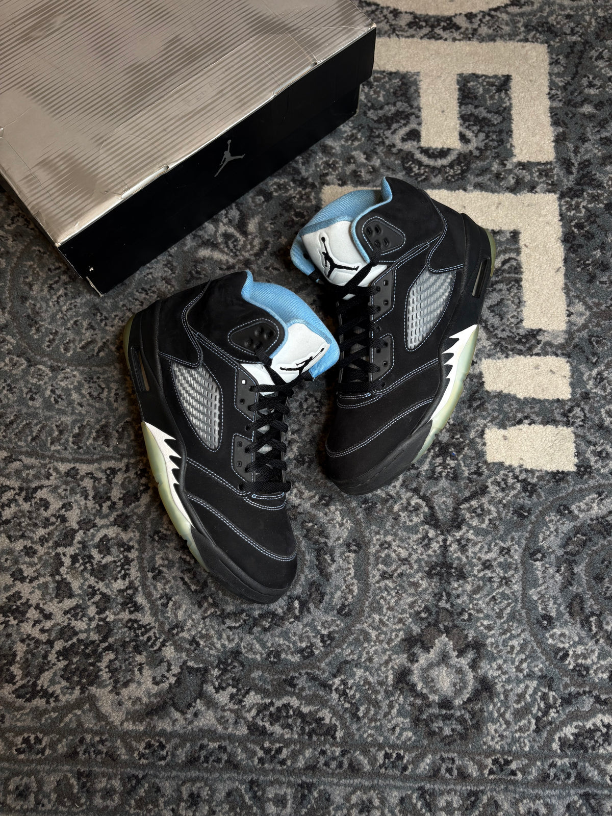 Jordan 5 Retro “Black Unc” Po Og Size 10