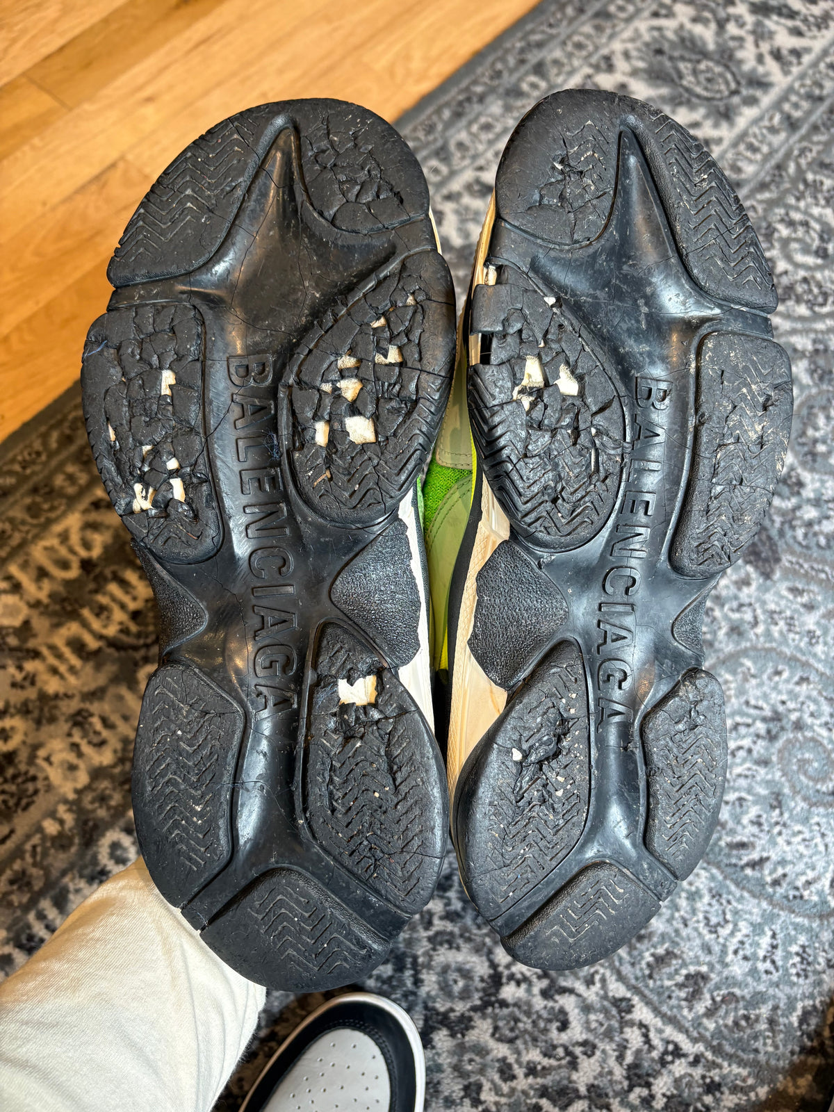 Balenciaga Triple S “Lime Green” Po Nb Size 9(42 EU)