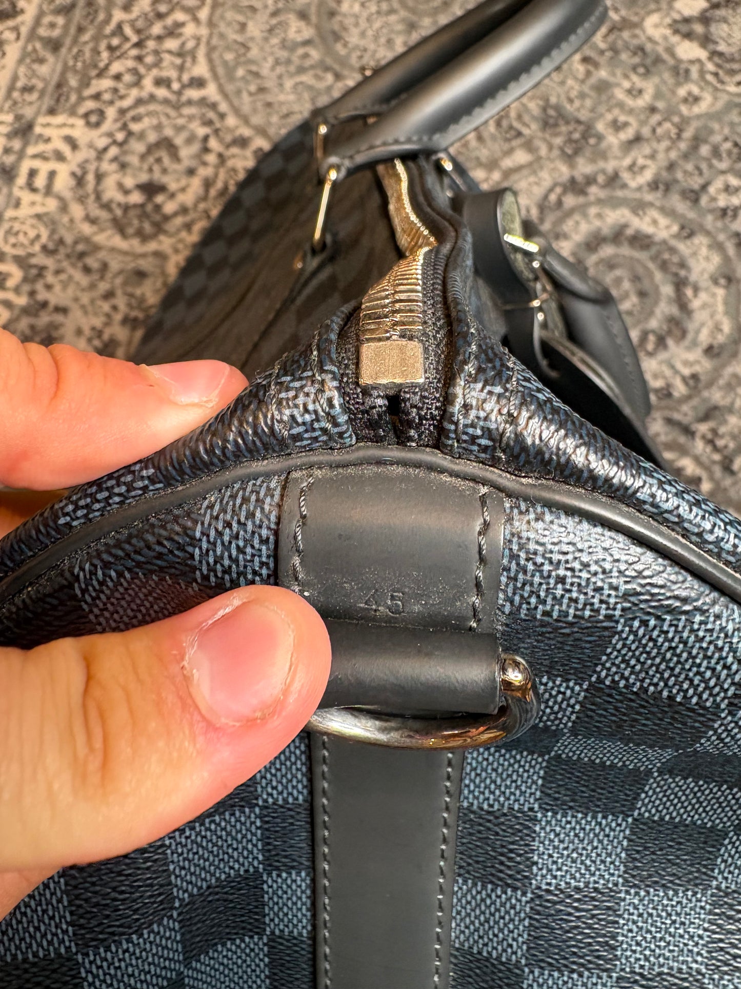 Louis Vuitton Duffle Black PO Size 45