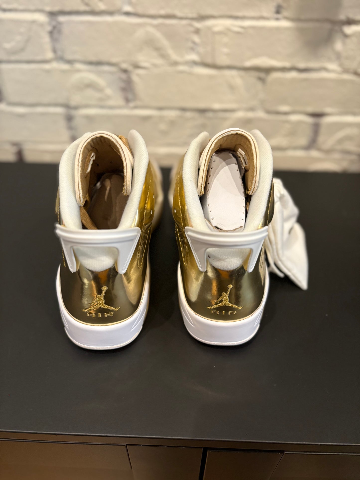 Jordan 6 Retro Pinnacle Metallic Gold DS NB Size 10.5