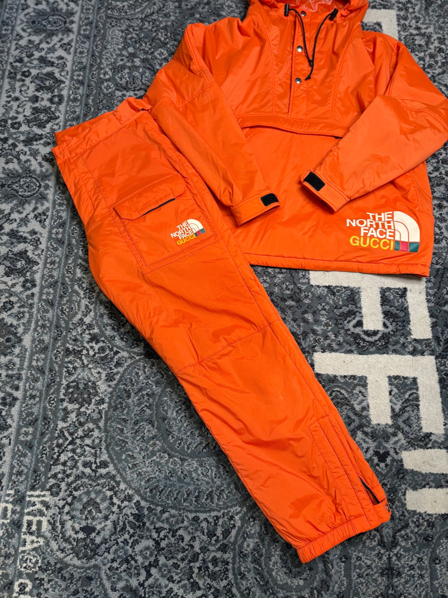 Gucci x TNF Orange Windbreaker Set PO Size L