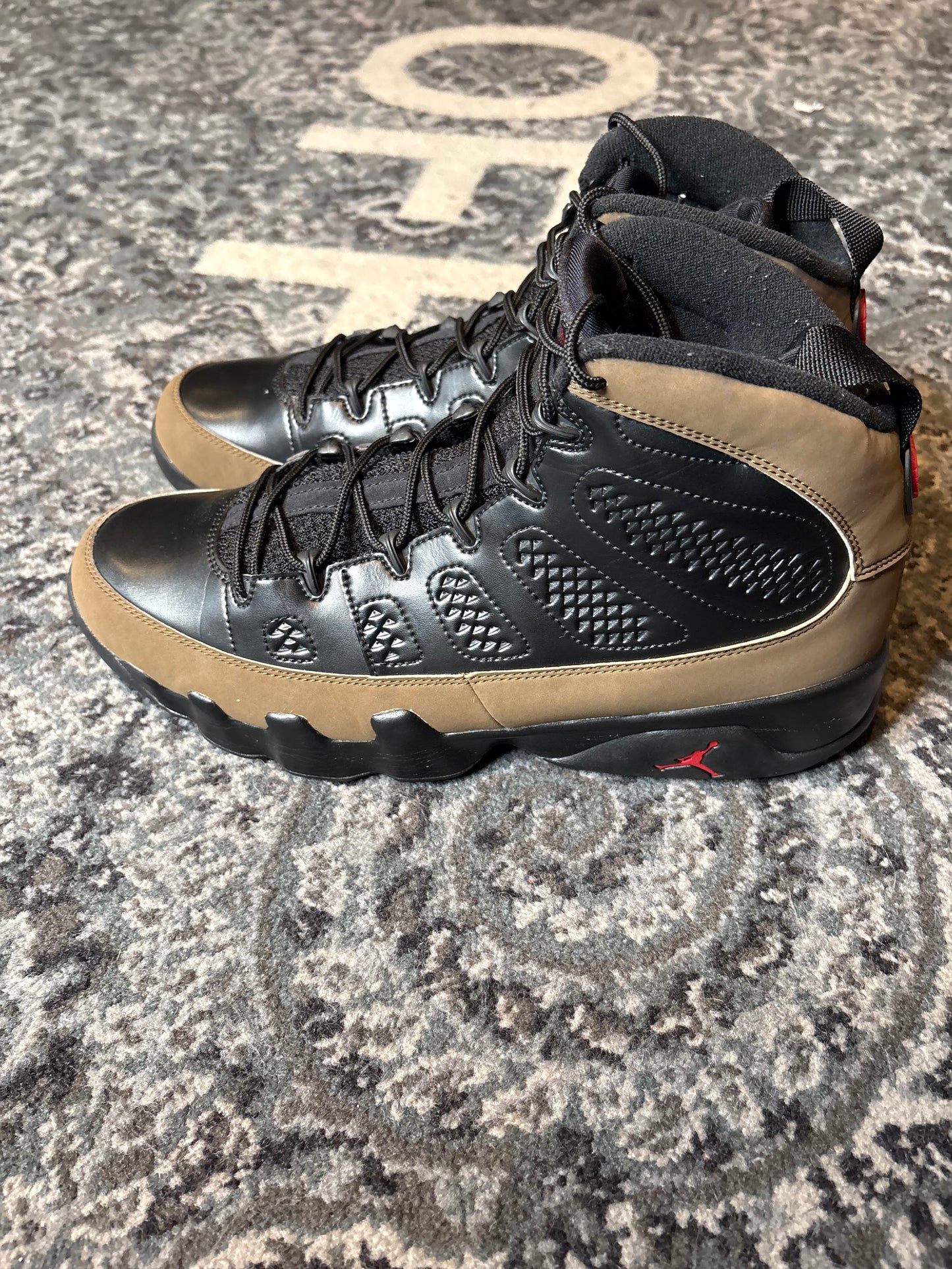 Jordan 9 Retro “Olive” Clean Nb Size 12