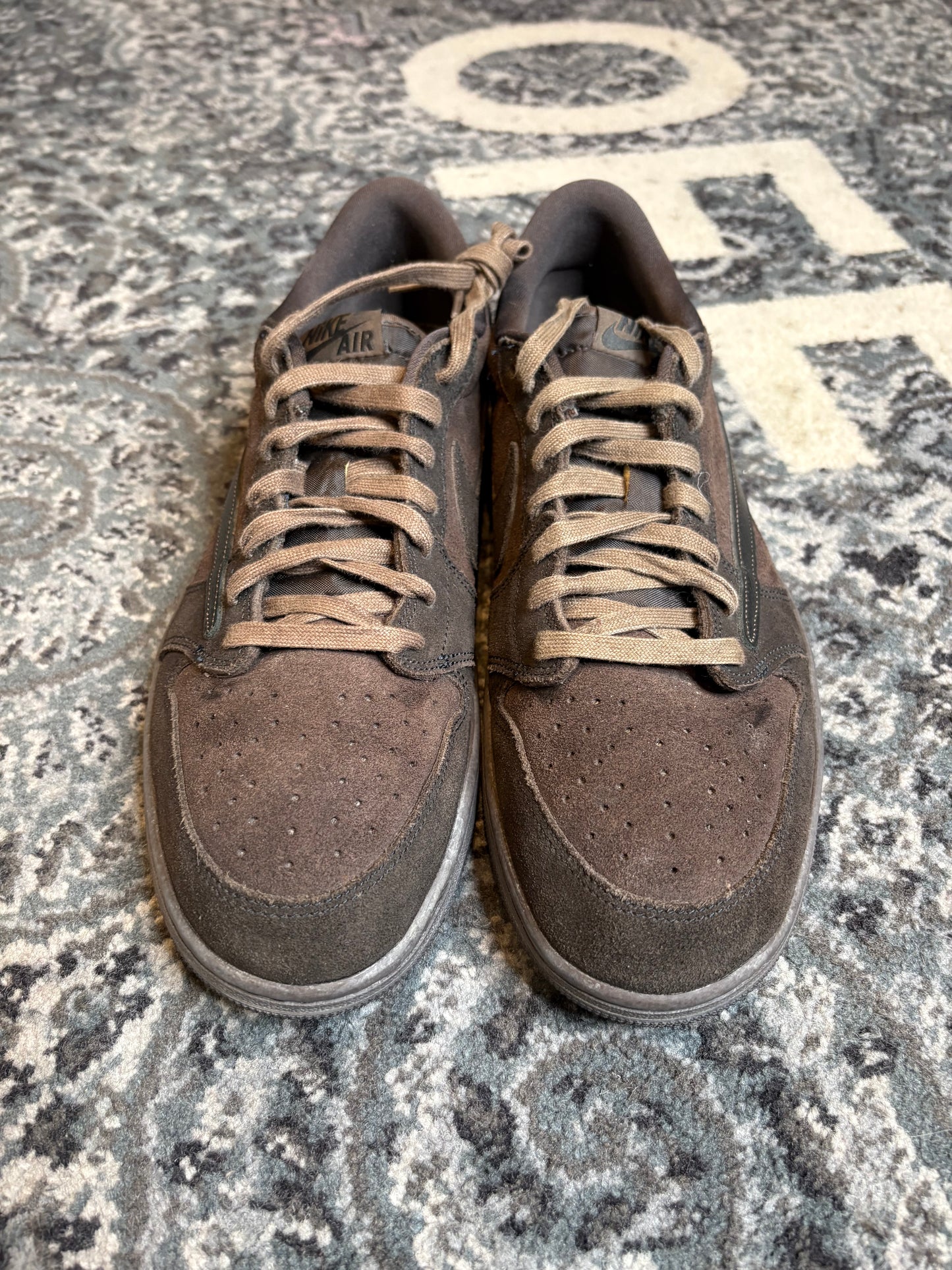 Jordan 1 Retro Low “Travis Scott Velvet” Clean Nb Size 13