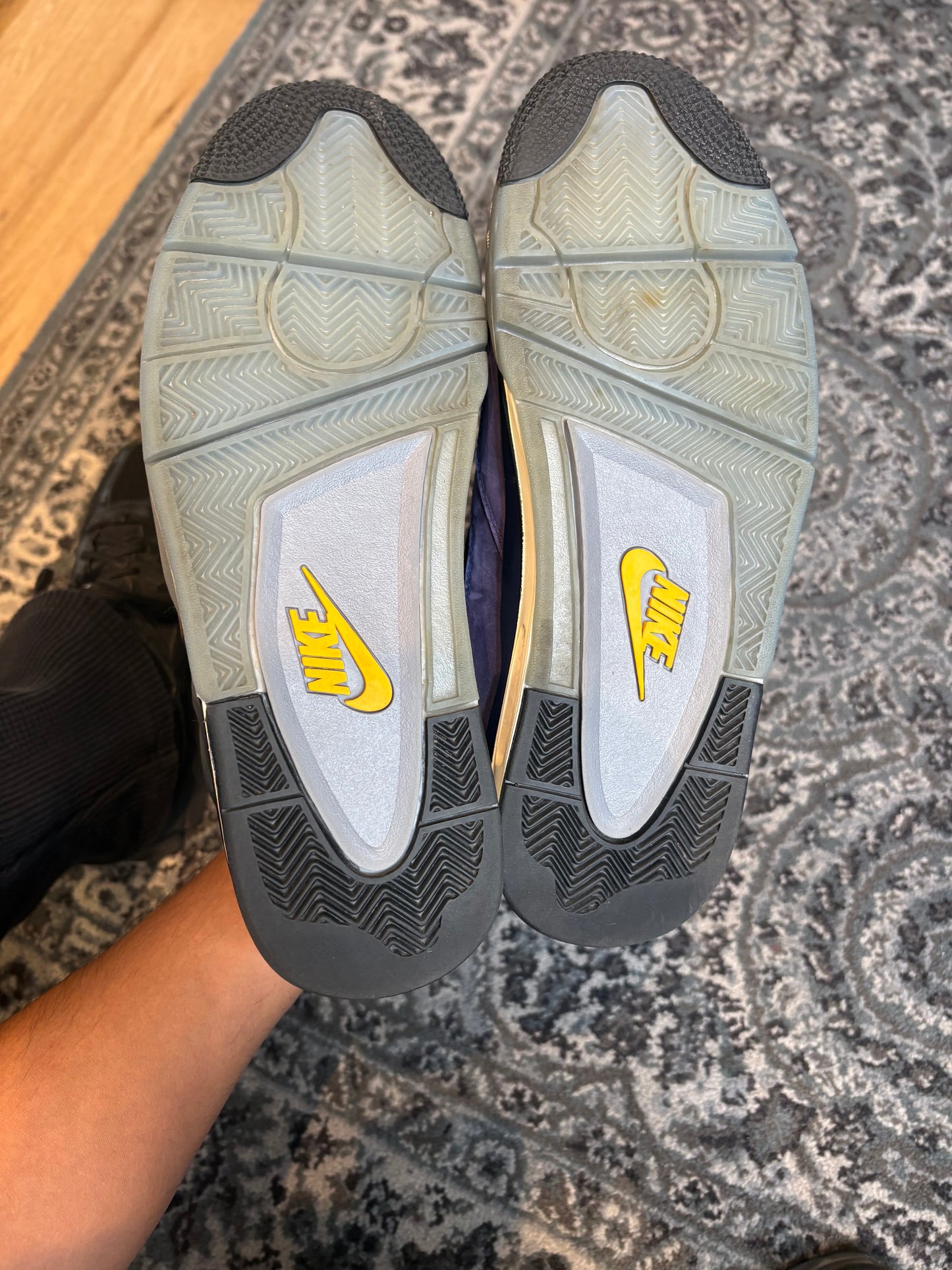 Jordan 4 Retro “Lakers” Clean Og Size 11