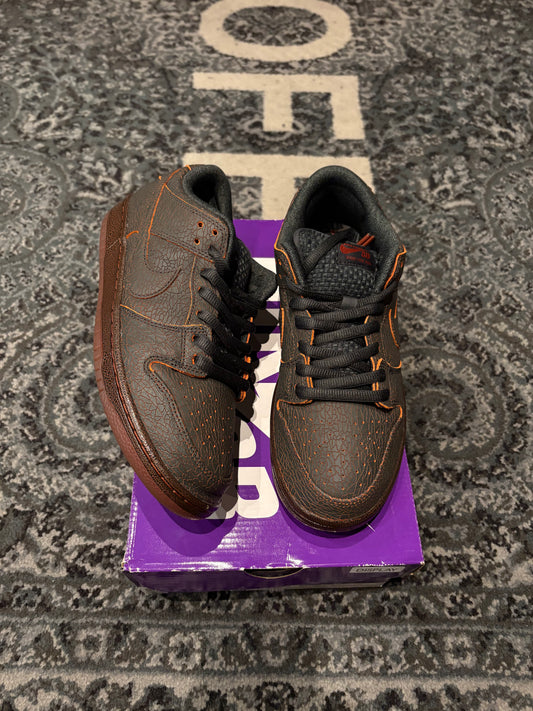 Nike Dunk SB Low “Krampus” OG DS SIZE 8.5