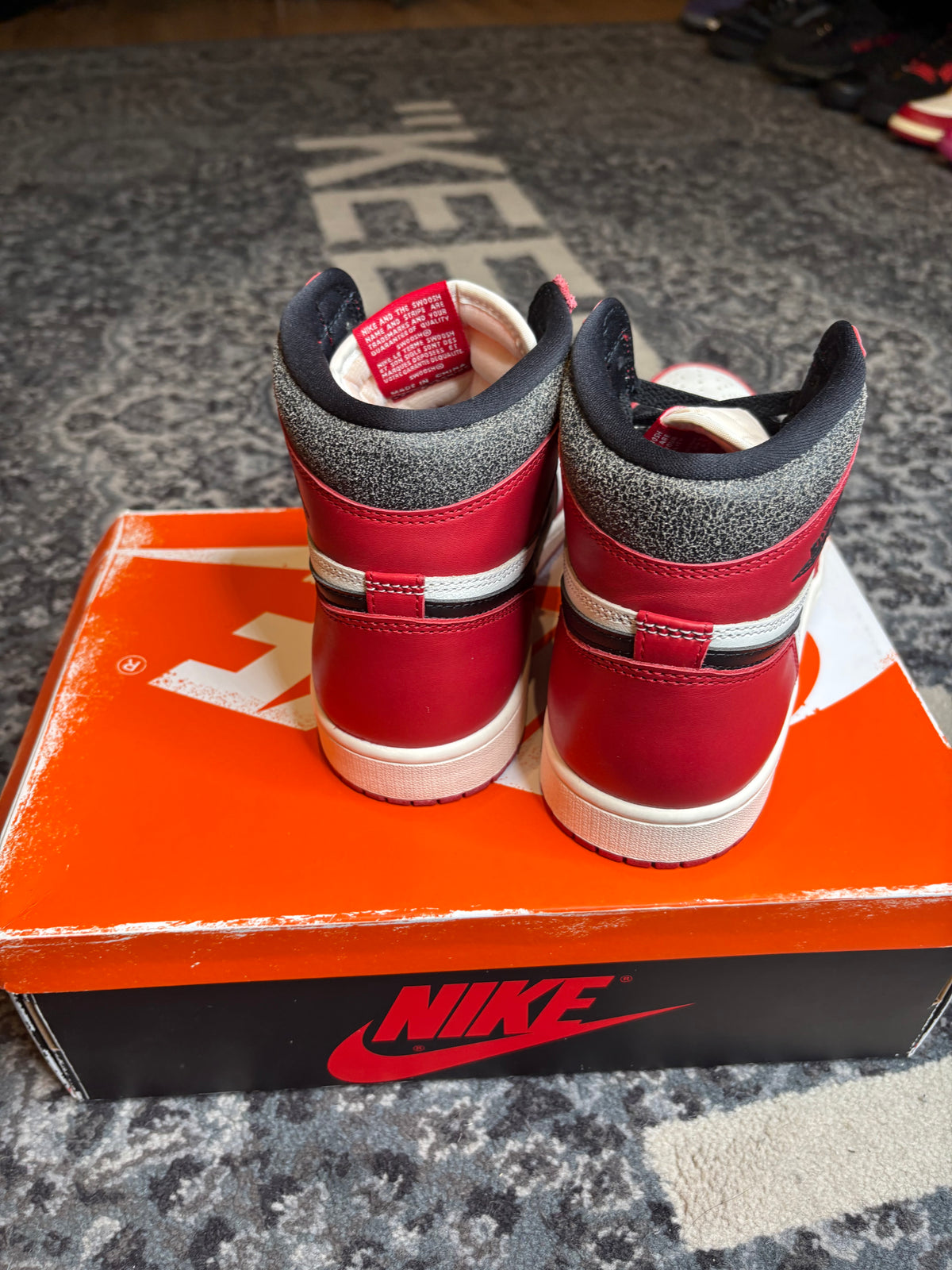 Jordan 1 Retro “Lost and Found” Clean Og Size 9.5