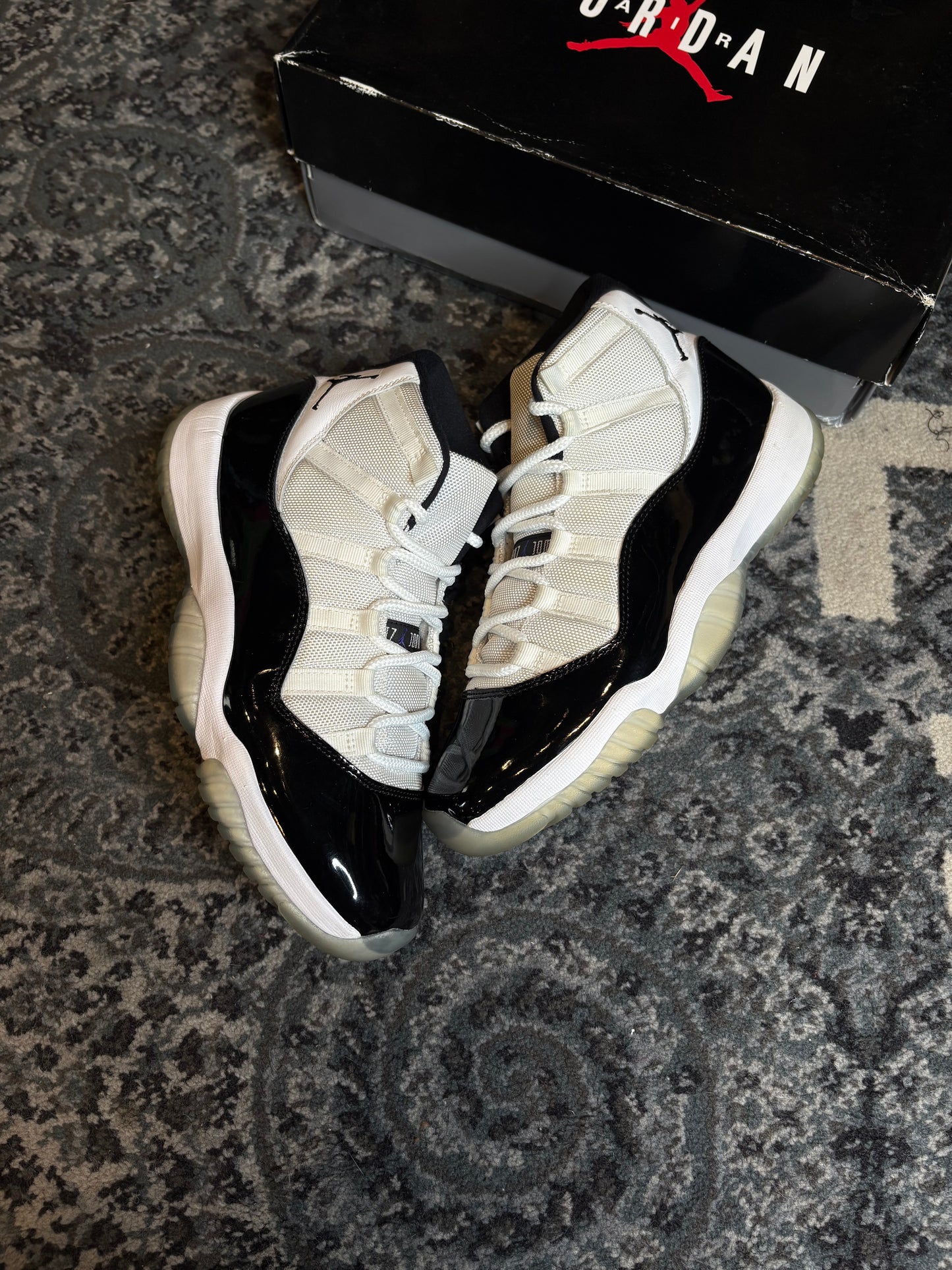 Jordan 11 Retro “Concord” Clean Og Size 10