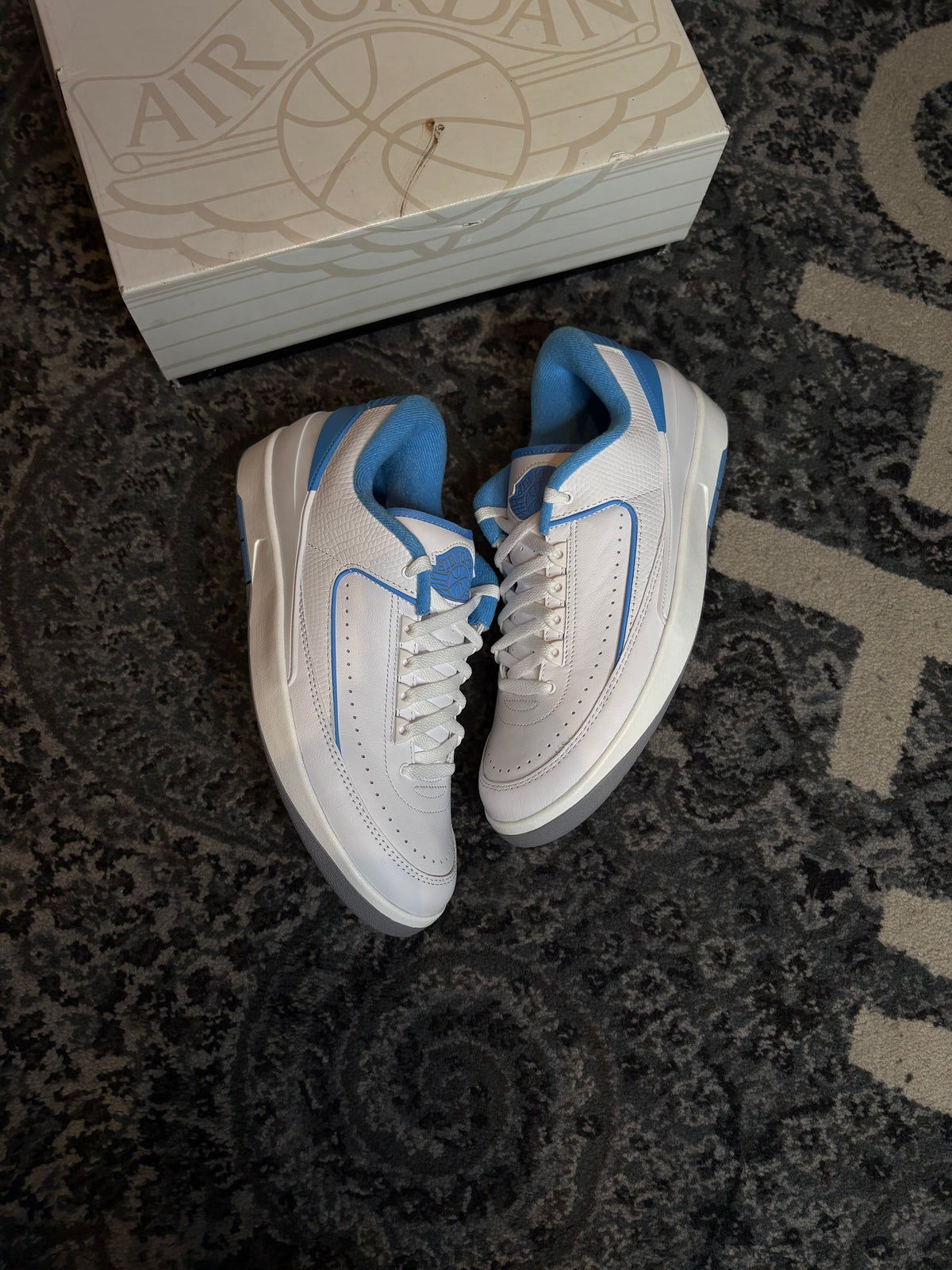 Jordan 2 Low Retro “Unc” Clean Rb Size 10.5