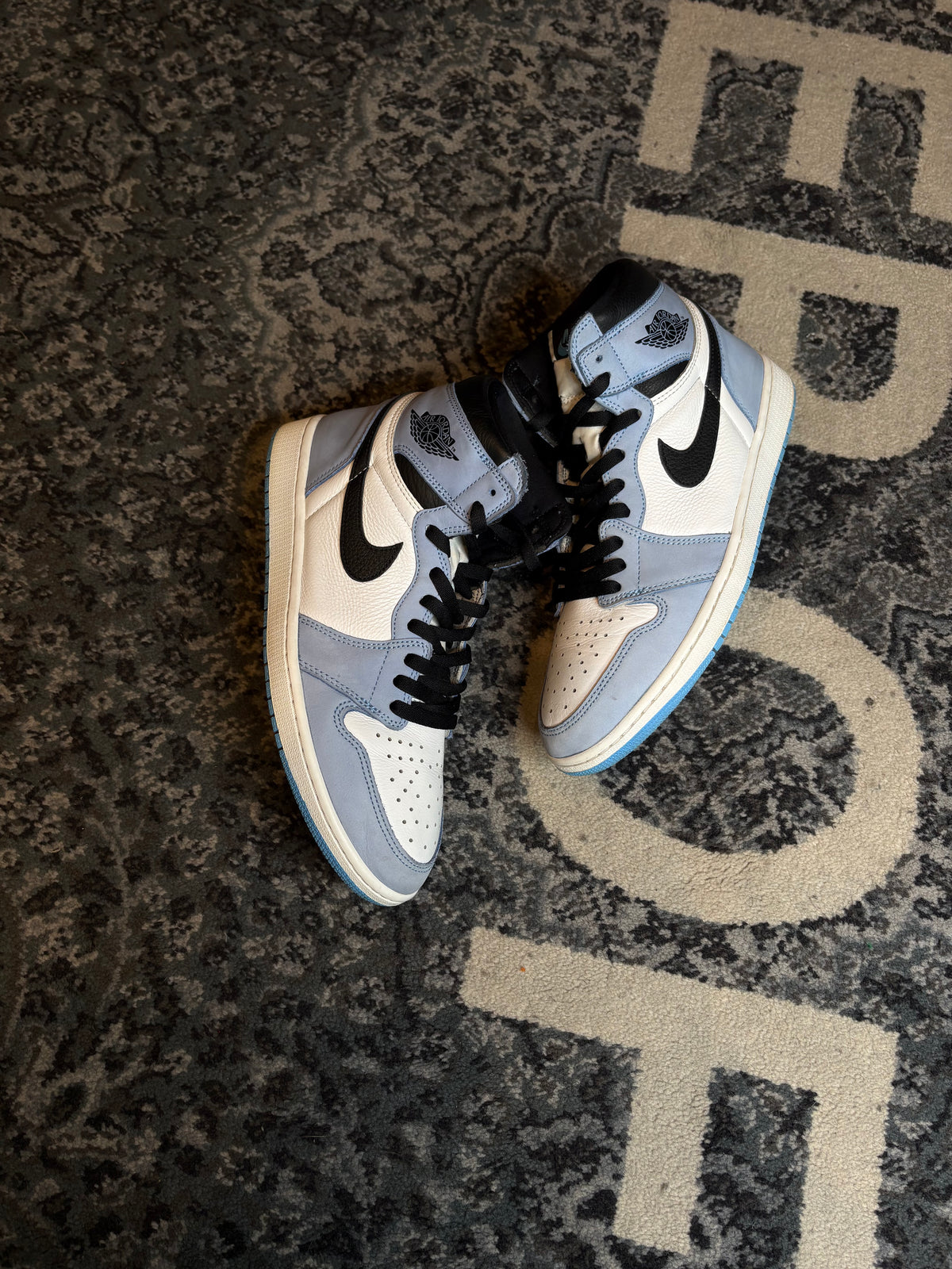 Jordan 1 Retro High “University Blue” Clean Nb Size 12