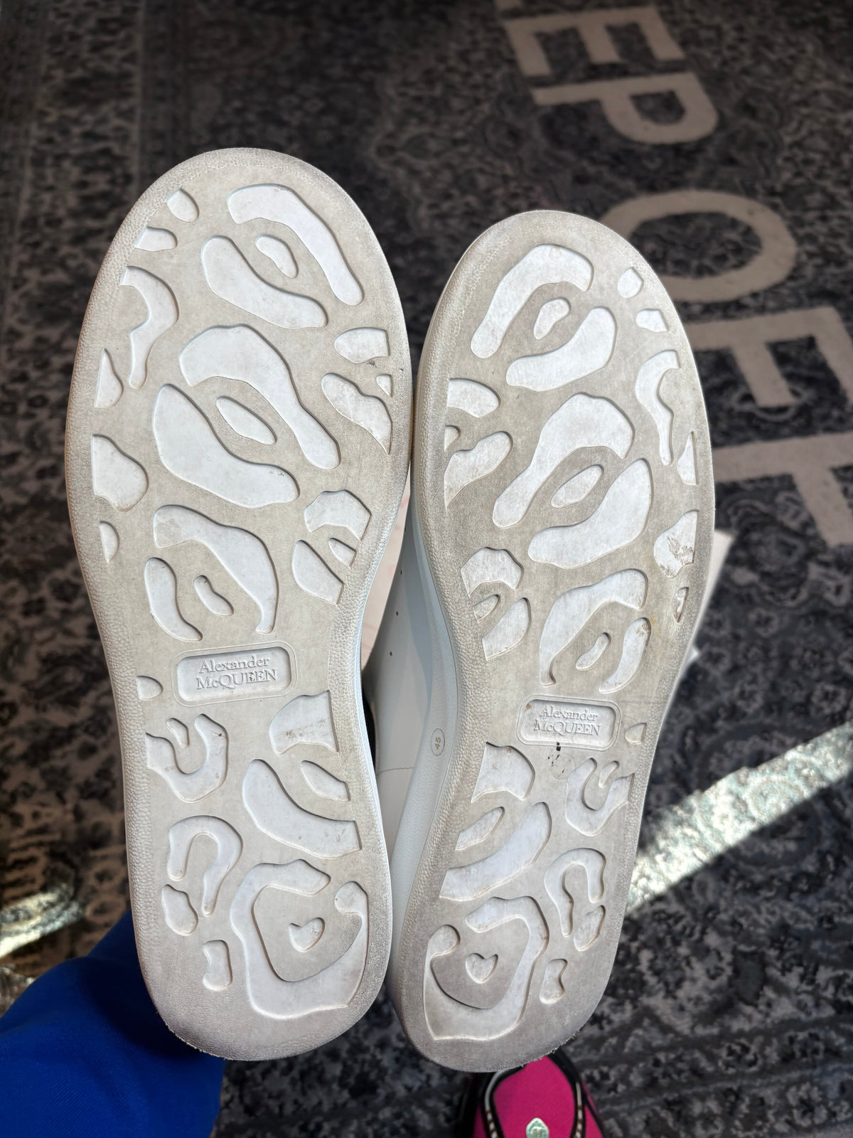 Alexander McQueen Oversized “White Black Trim” Clean Og Size 12(45 EU)