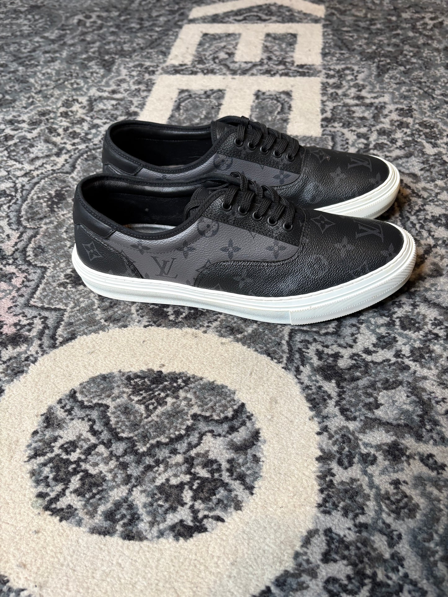 Louis Vuitton Monogram Canvas and Leather Low “Grey/Black” Clean Nb Size 11
