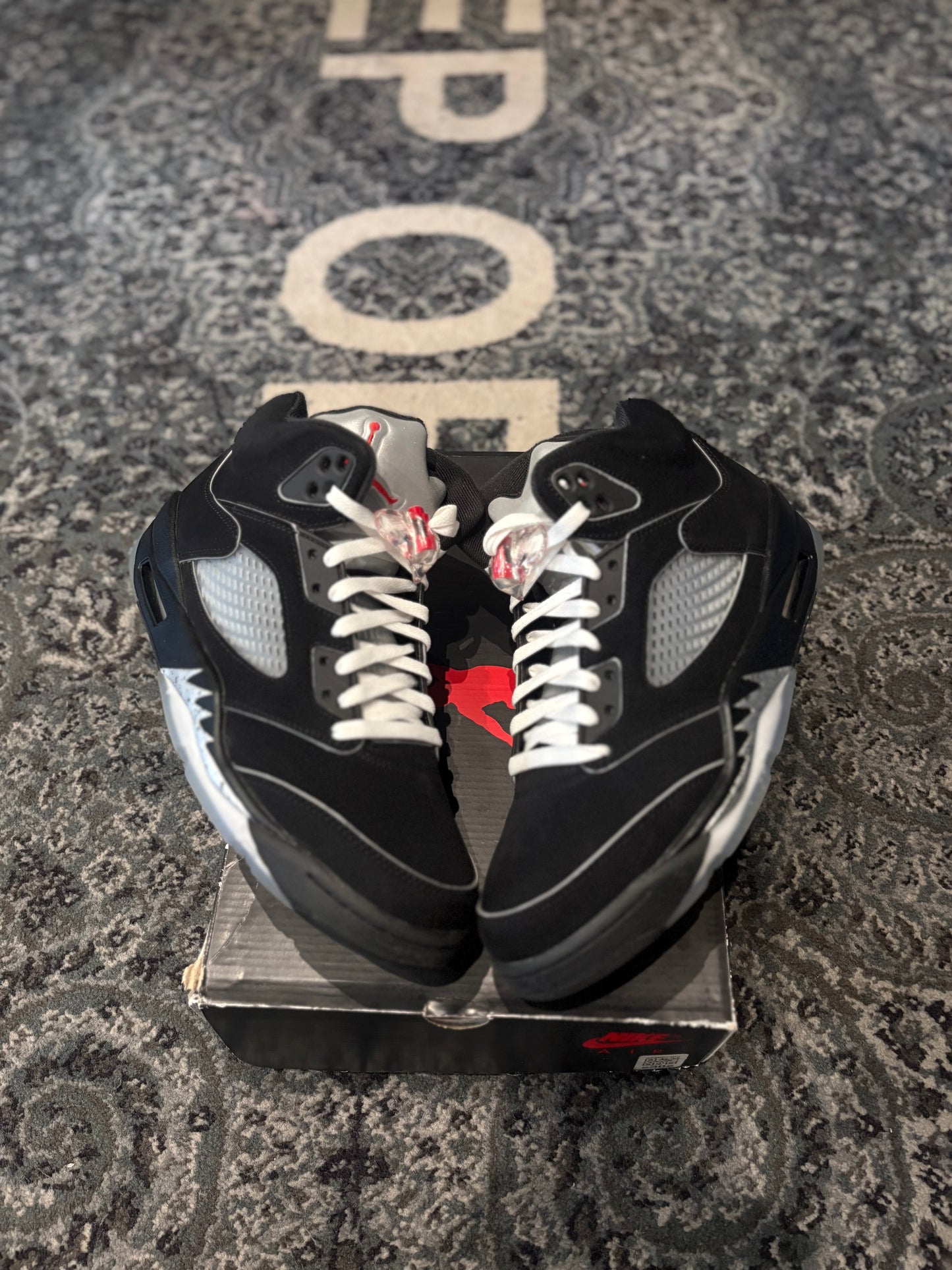 Jordan 5 Retro “Black Metallic” OG CLEAN SIZE 10