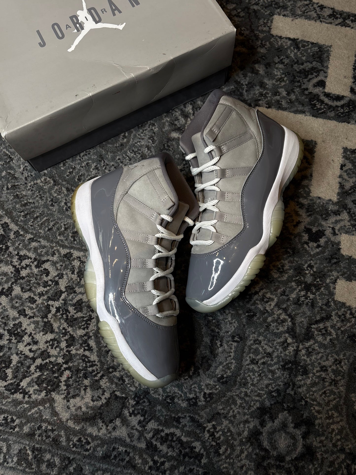Jordan 11 Retro “Cool Grey” Clean Og Size 11