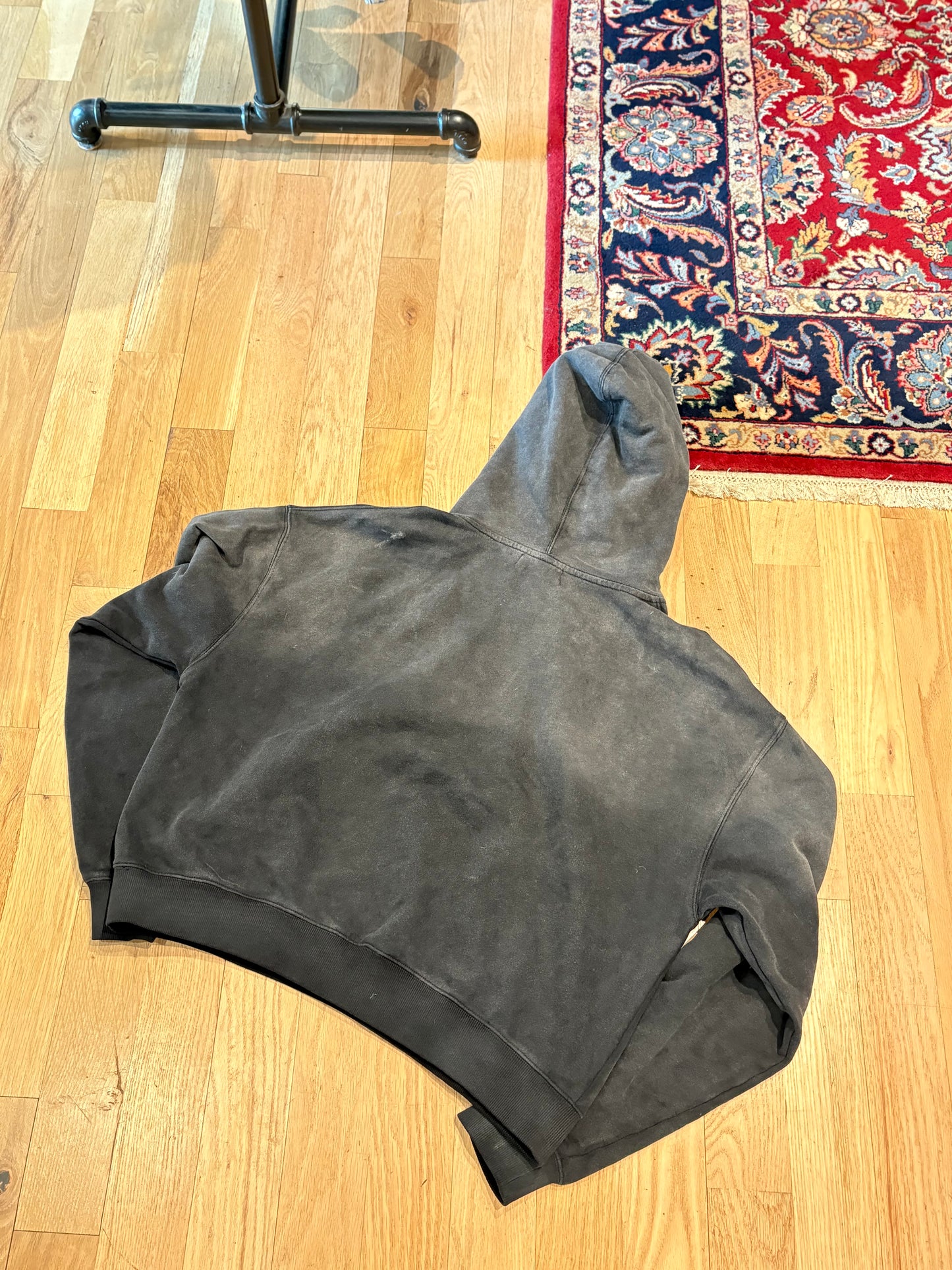 Vale Black Camel Rhinestone Hoodie Size Large