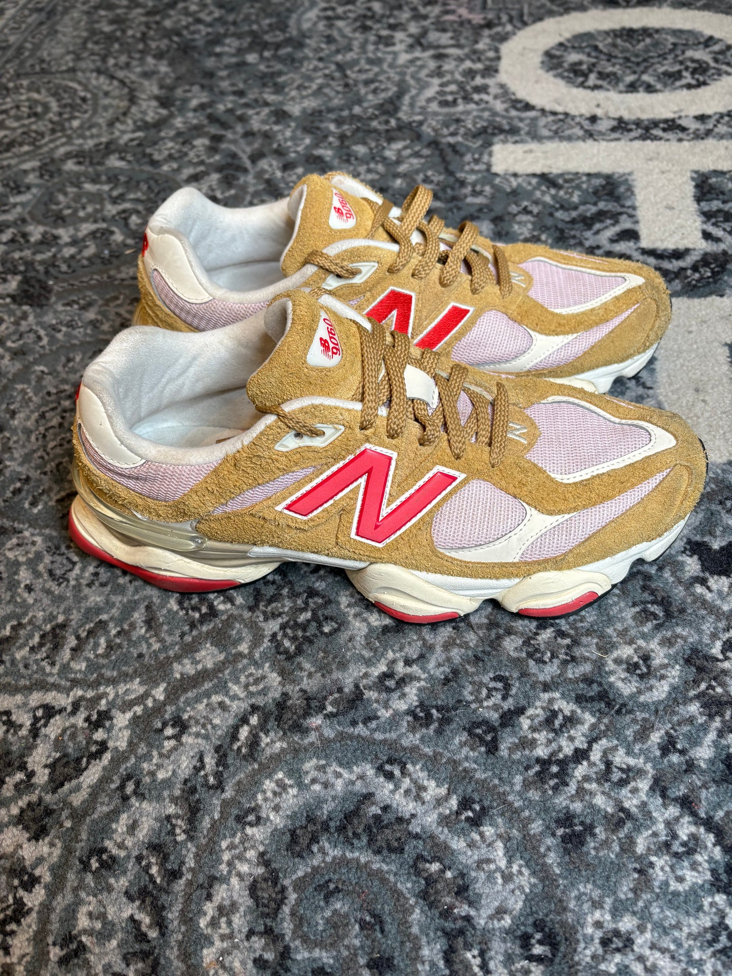New Balance 9060 “Beige Pink” Po Nb Size 12