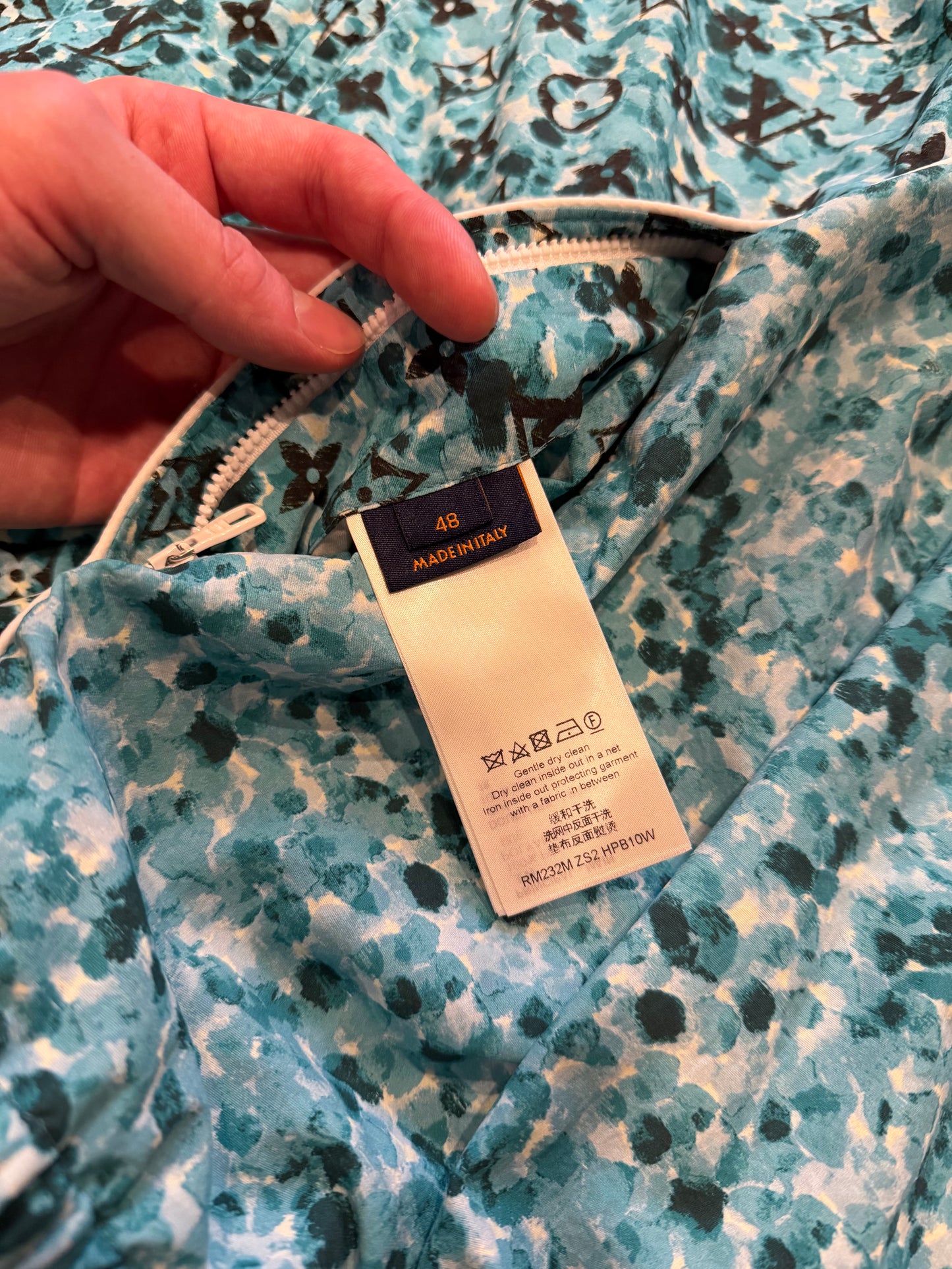 Louis Vuitton Mint Monogram Windbreaker DS Size 48