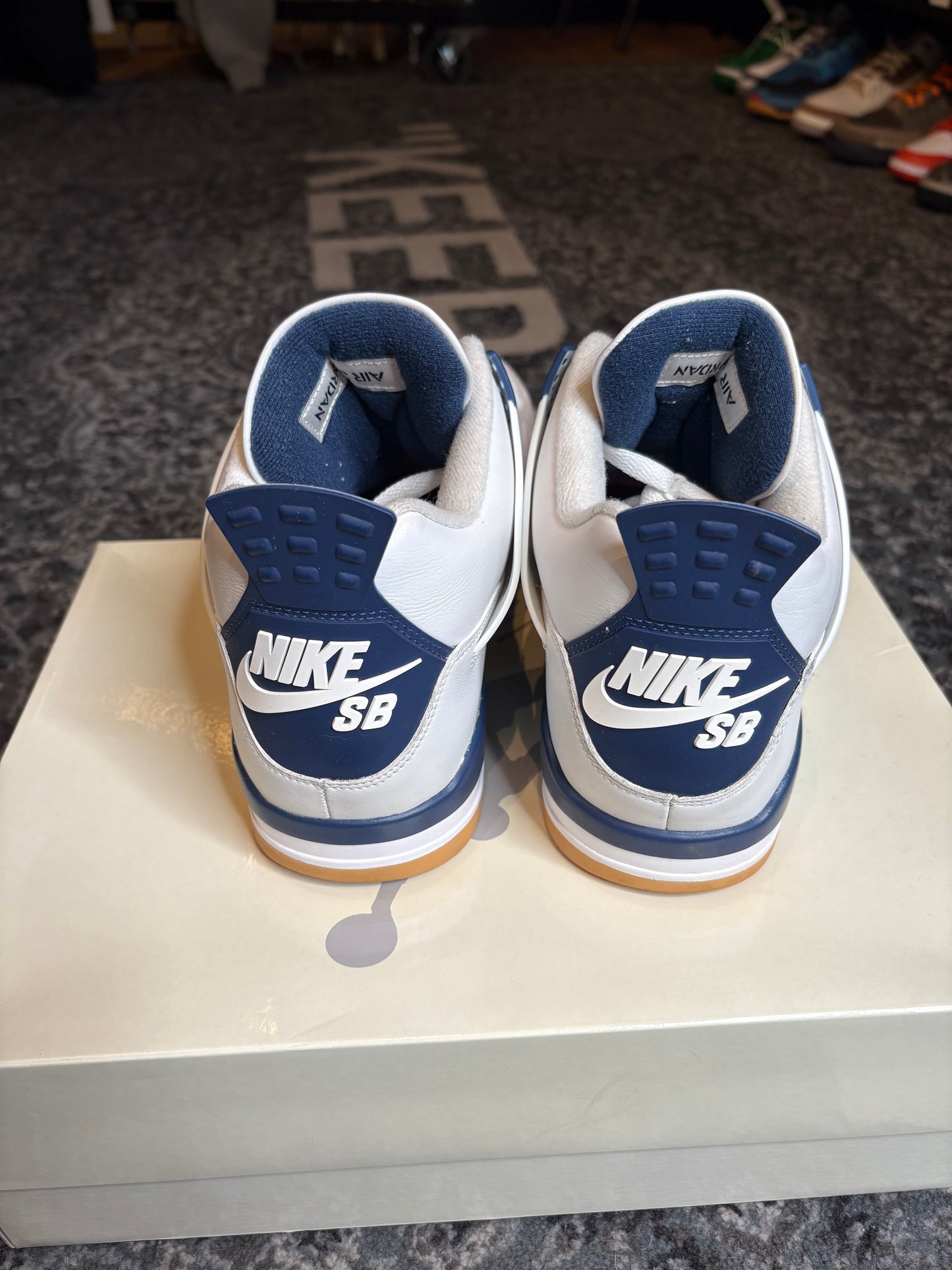 Jordan 4 Retro “Sb Navy” Clean Og Size 12