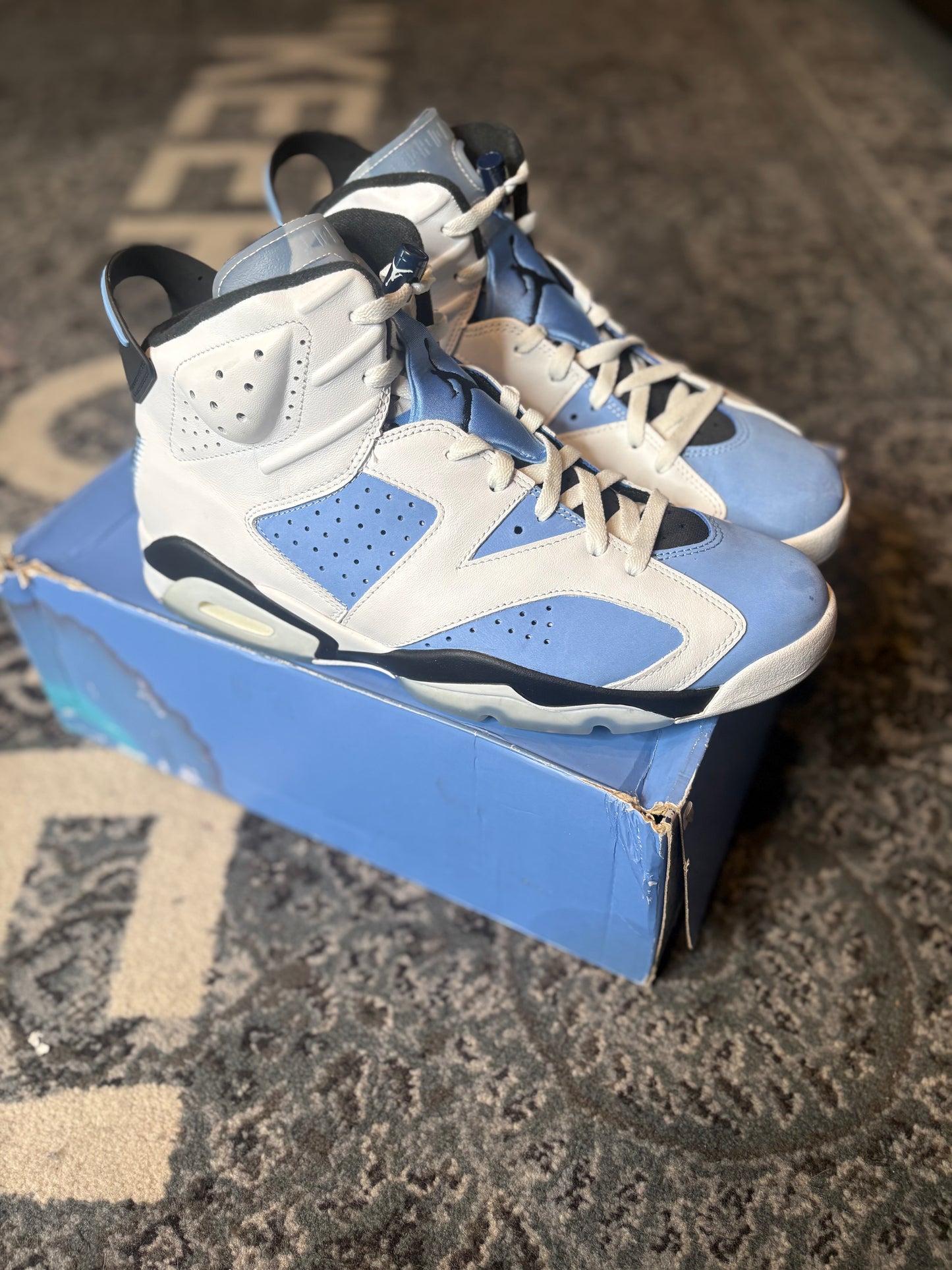 Jordan 6 Retro “UNC WHITE” CLEAN OG SIZE 13