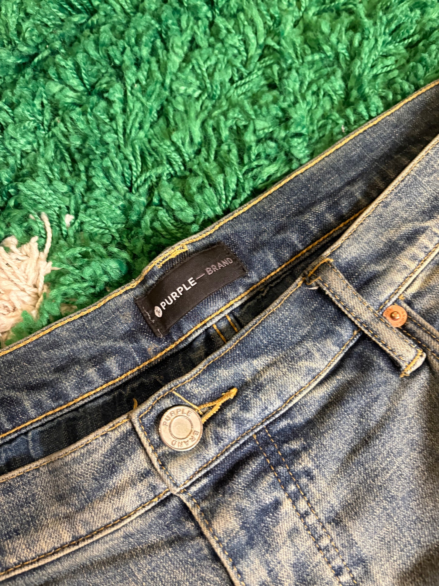 Purple Jeans Light Wash Size 40