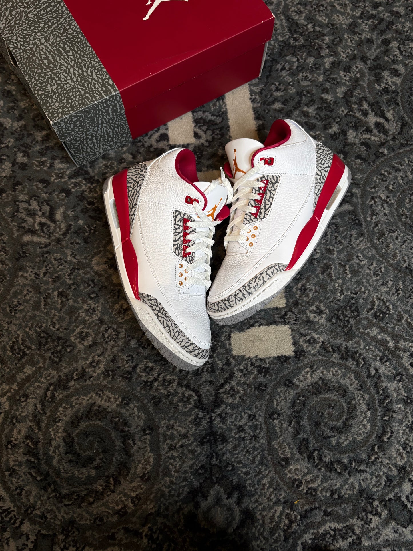 Jordan 3 Retro “Cardinal Red” Vnds Og Size 11