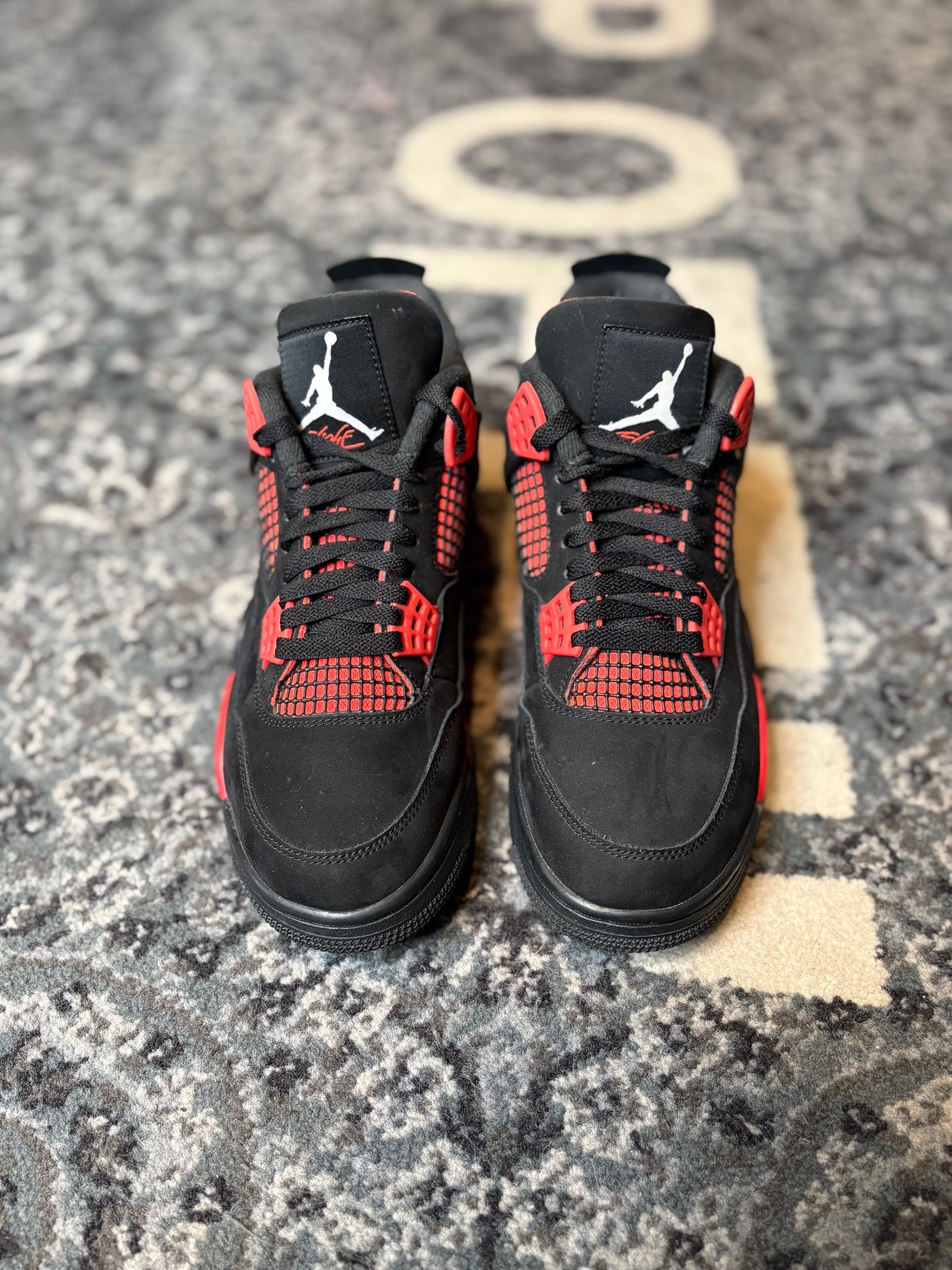 Jordan 4 Retro “Thunder Red” Clean Nb Size 8.5