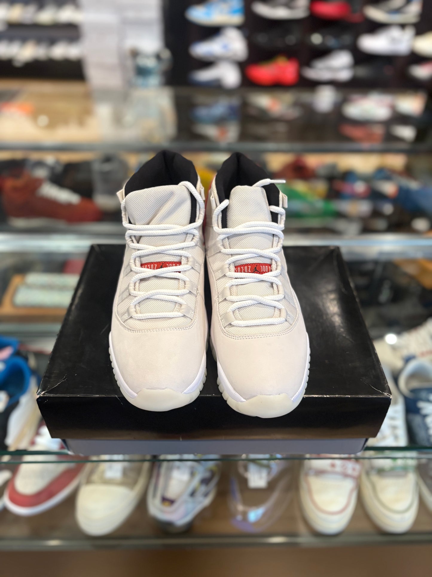 Jordan 11 ‘Tint platinum’ size 12 DS og all