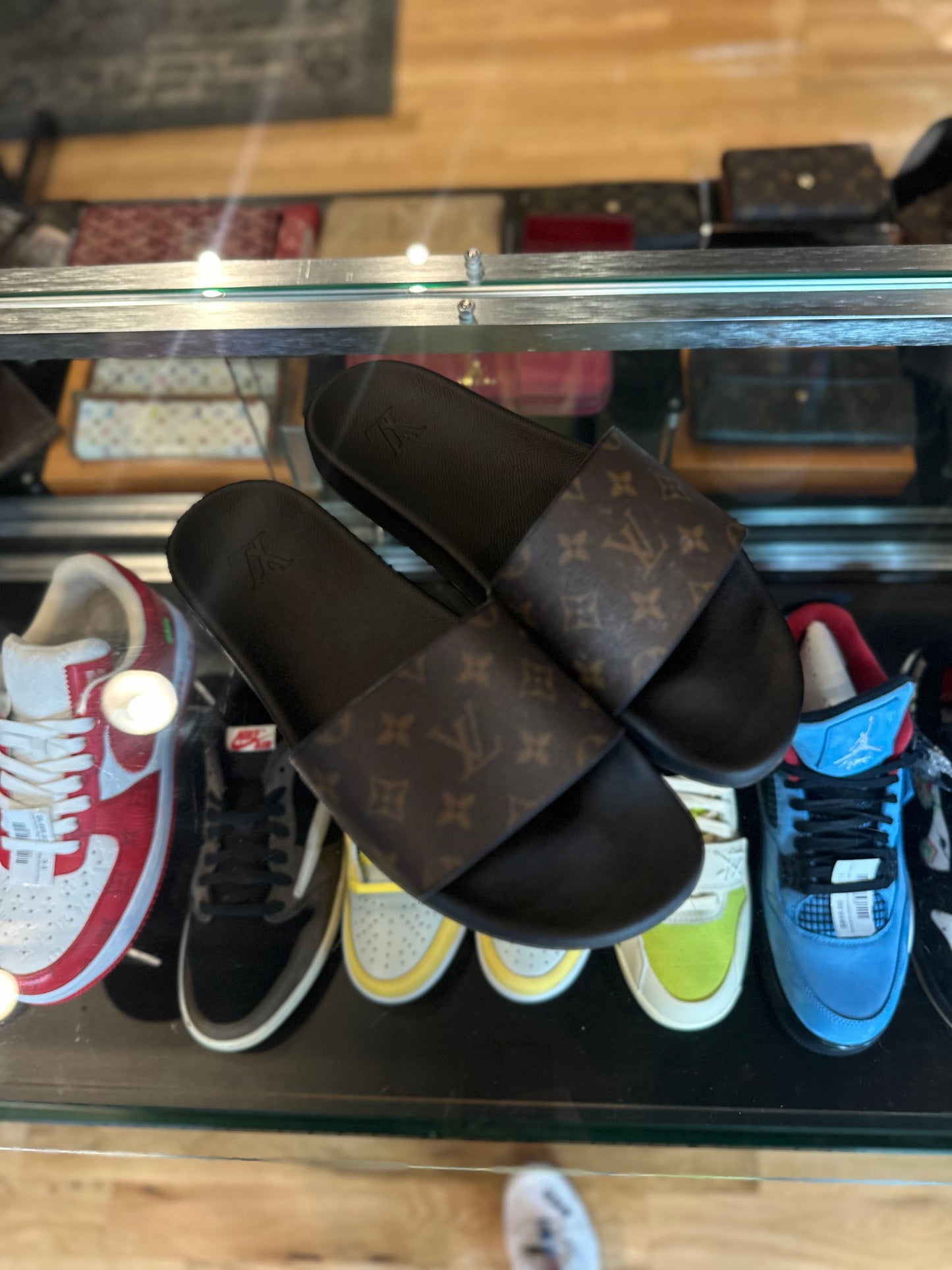Louis Vuitton Brown Monogram Slides Clean NB Size 10.5LV
