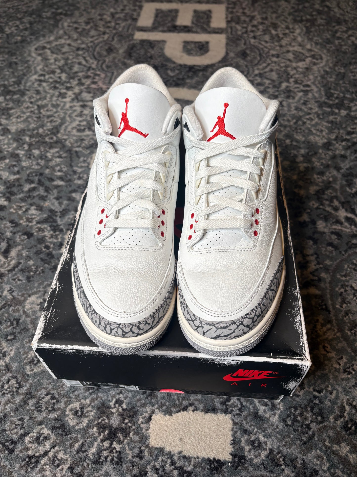 Jordan 3 Retro “Reimagined White Cement” VNDS OG SIZE 11.5