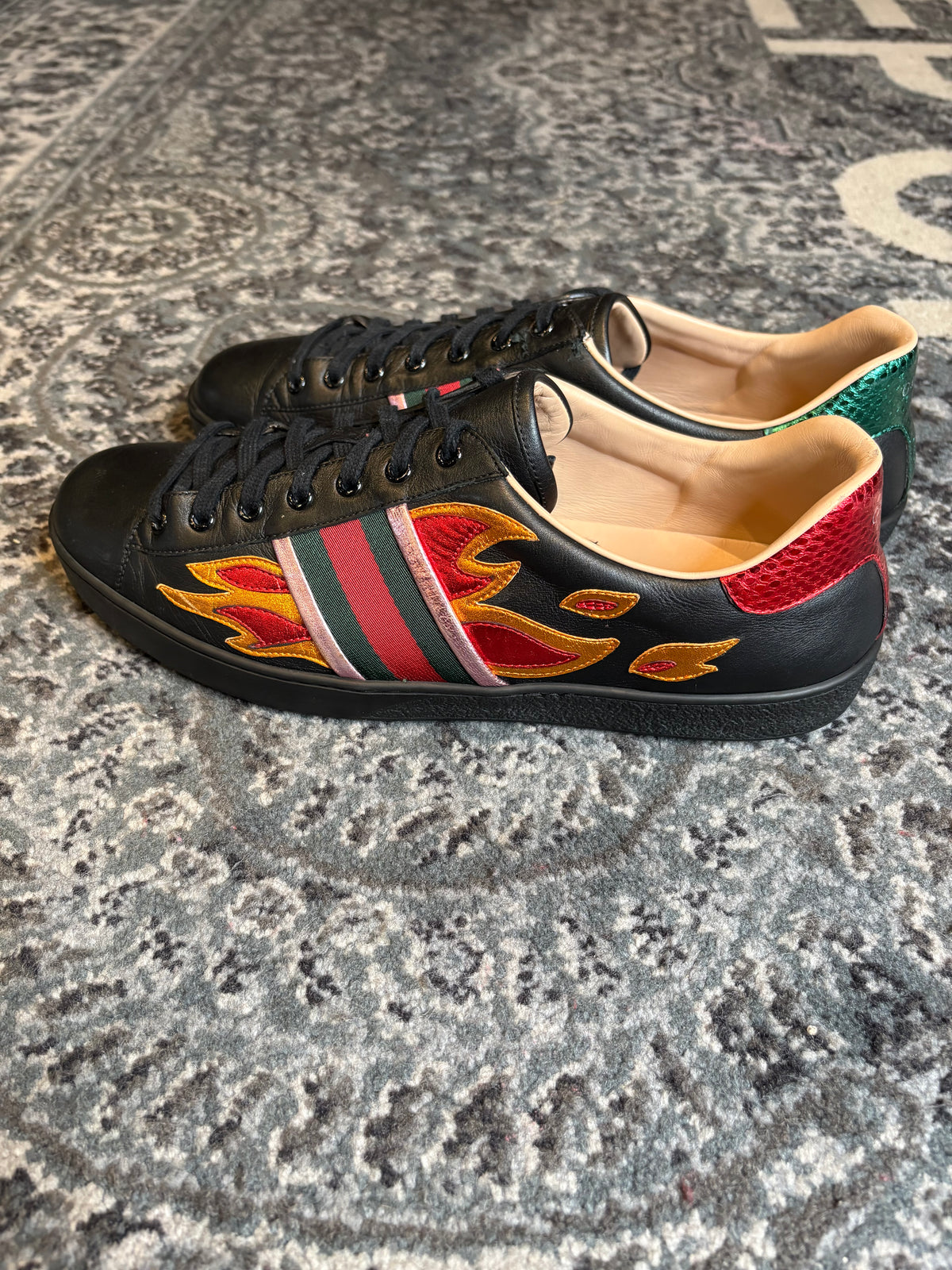 Gucci Ace Embroidered Flame Clean Nb Size 12G