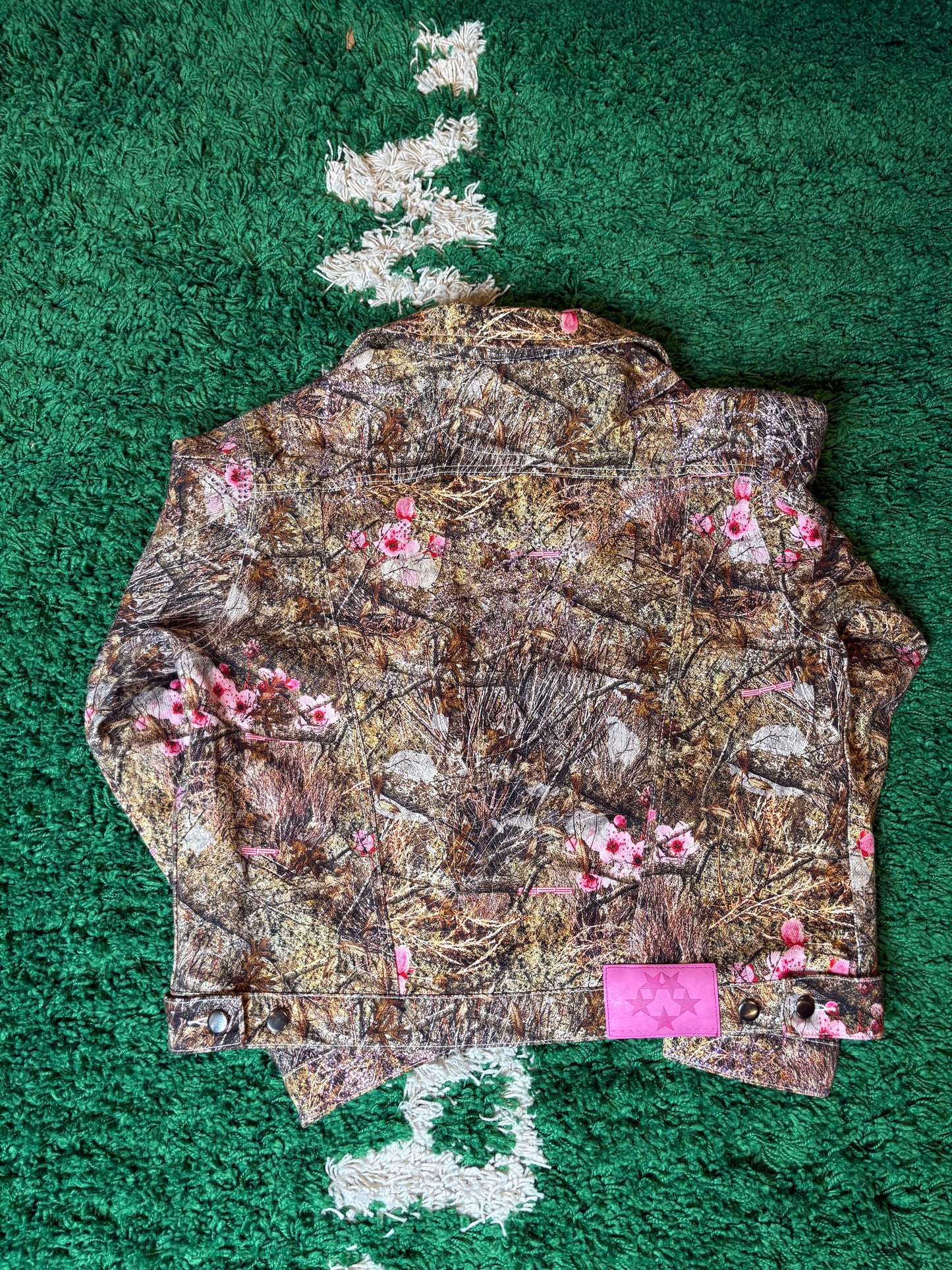 Sp5der Pink Rhinestone Camo Jacket Size Large