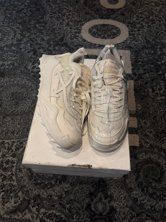 Off White Odsy OG DS SIZE 10(43EU)