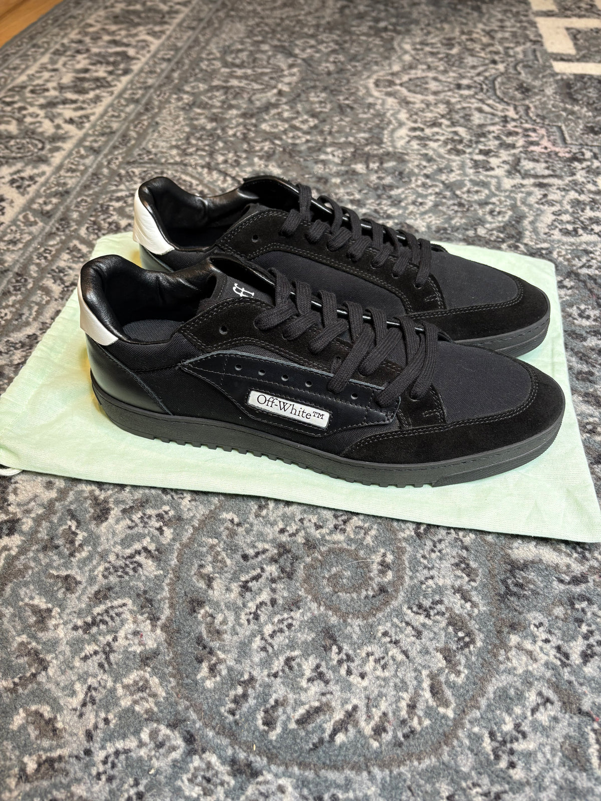 OFF-WHITE Vulcanized 5.0 Low Top “Black Black White” Clean Nb Size 13(46 EU)