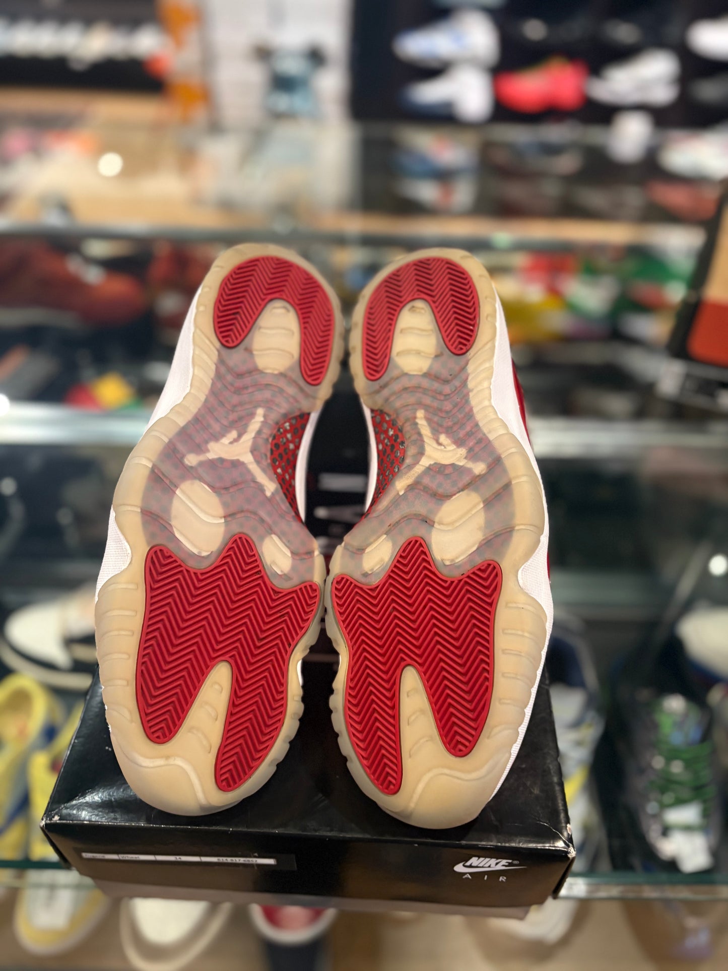 Jordan 11 ‘Cherry’ clean OG box size 14