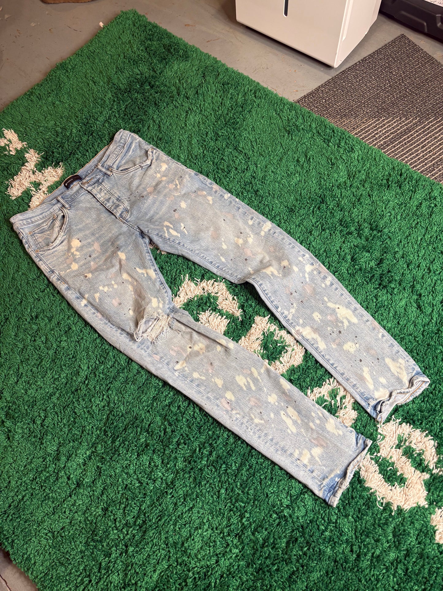 Purple Jeans Light Wash Distressed Size 36