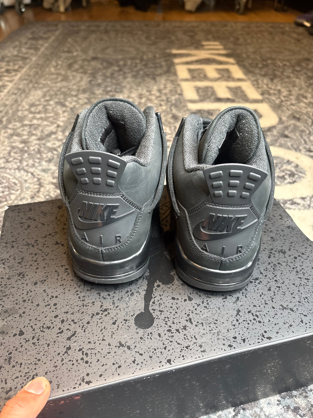 Jordan 4 Retro “Black Cat” Clean Og Size 10.5