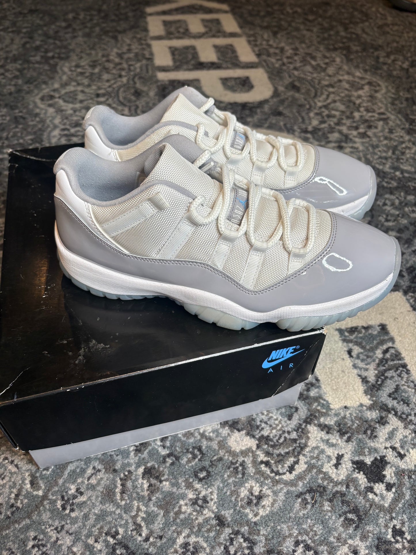 Jordan 11 Retro Low “Cement Grey” Clean Og Size 9.5