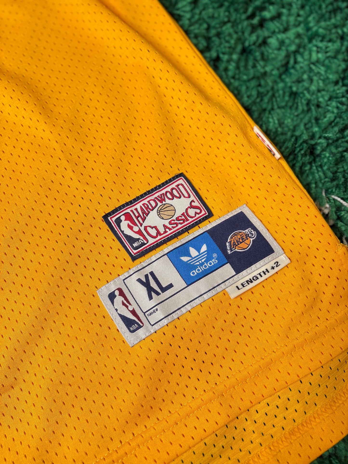 Adidas Lakers Bryant Jersey Size XL