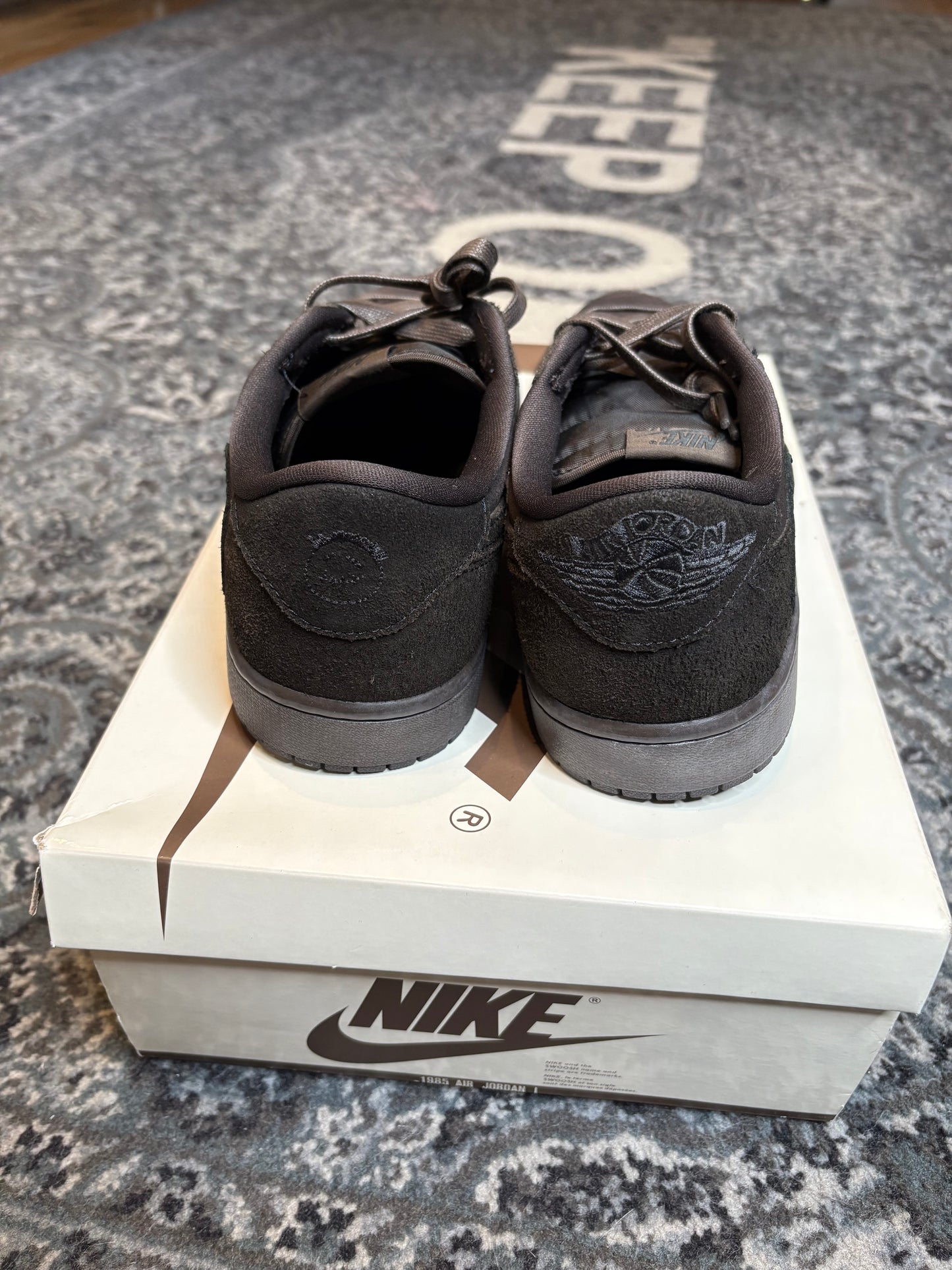 Jordan 1 Retro Low “Travis Scott Velvet Brown” OG CLEAN SIZE 10