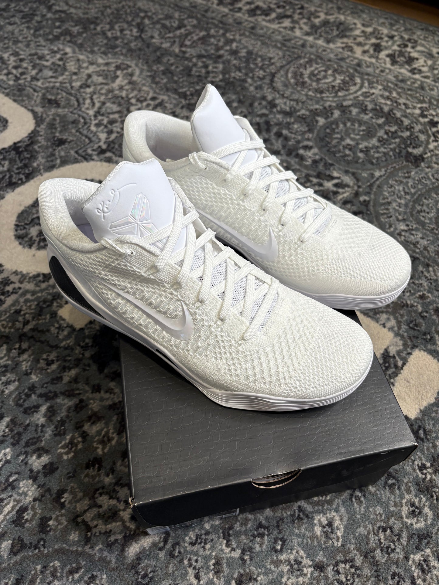 Nike Kobe 9 Elite Low Protro Halo DS OG Size 13