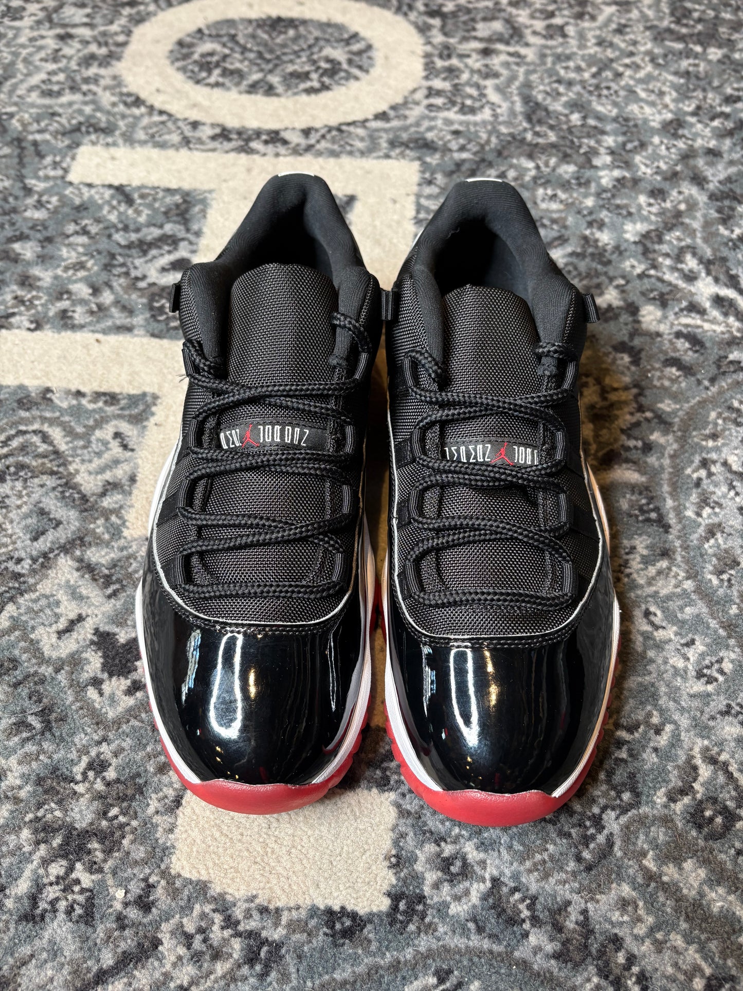 Jordan 11 Retro Low “Bred” CLEAN NB SIZE 11